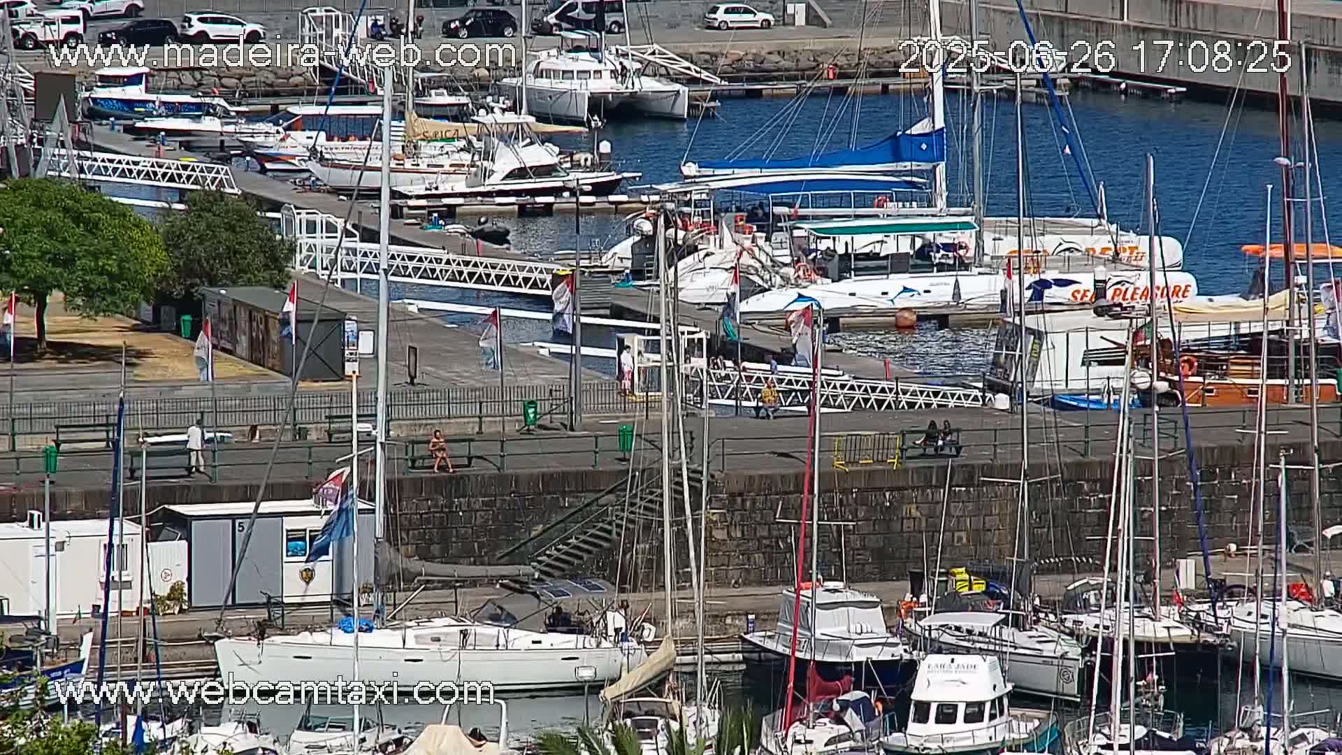 Funchal Coast Live Cam - Funchal, Madeira, Portugal