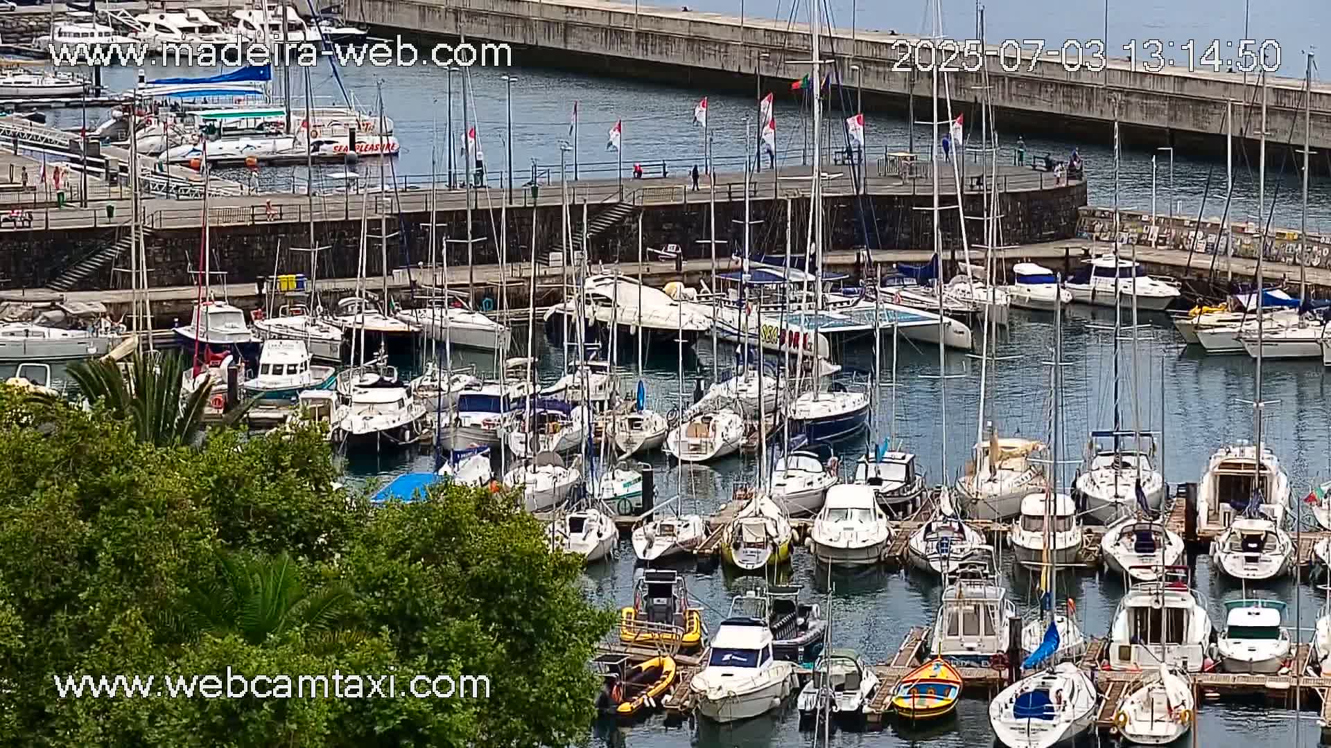 Funchal Coast Live Cam - Funchal, Madeira, Portugal