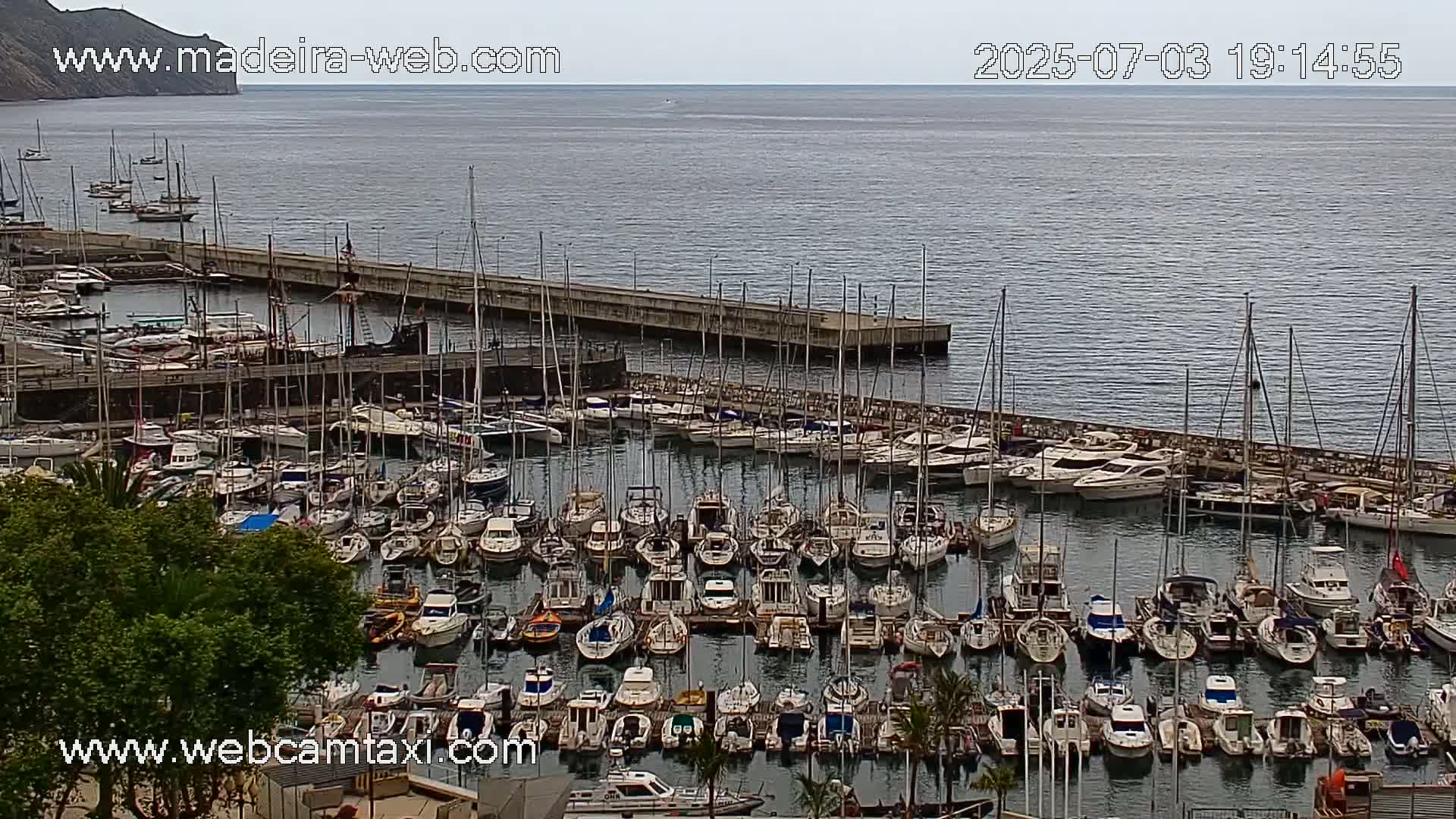 Funchal Coast Live Cam - Funchal, Madeira, Portugal