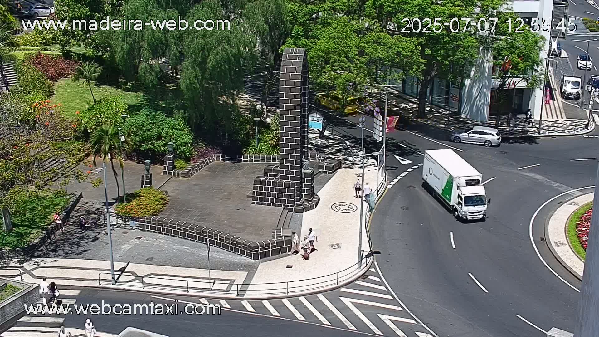 Funchal Coast Live Cam - Funchal, Madeira, Portugal