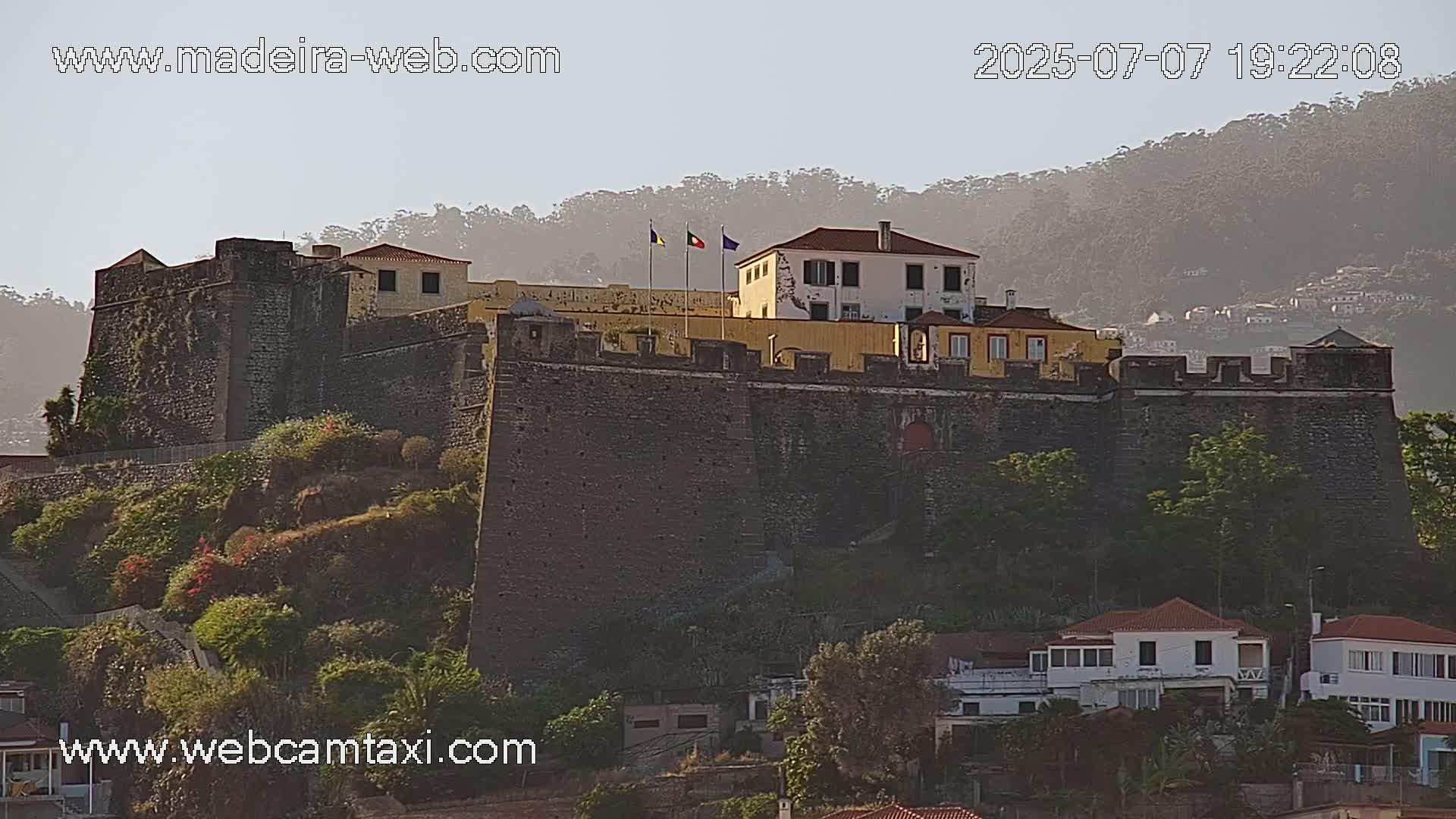 Funchal Coast Live Cam - Funchal, Madeira, Portugal