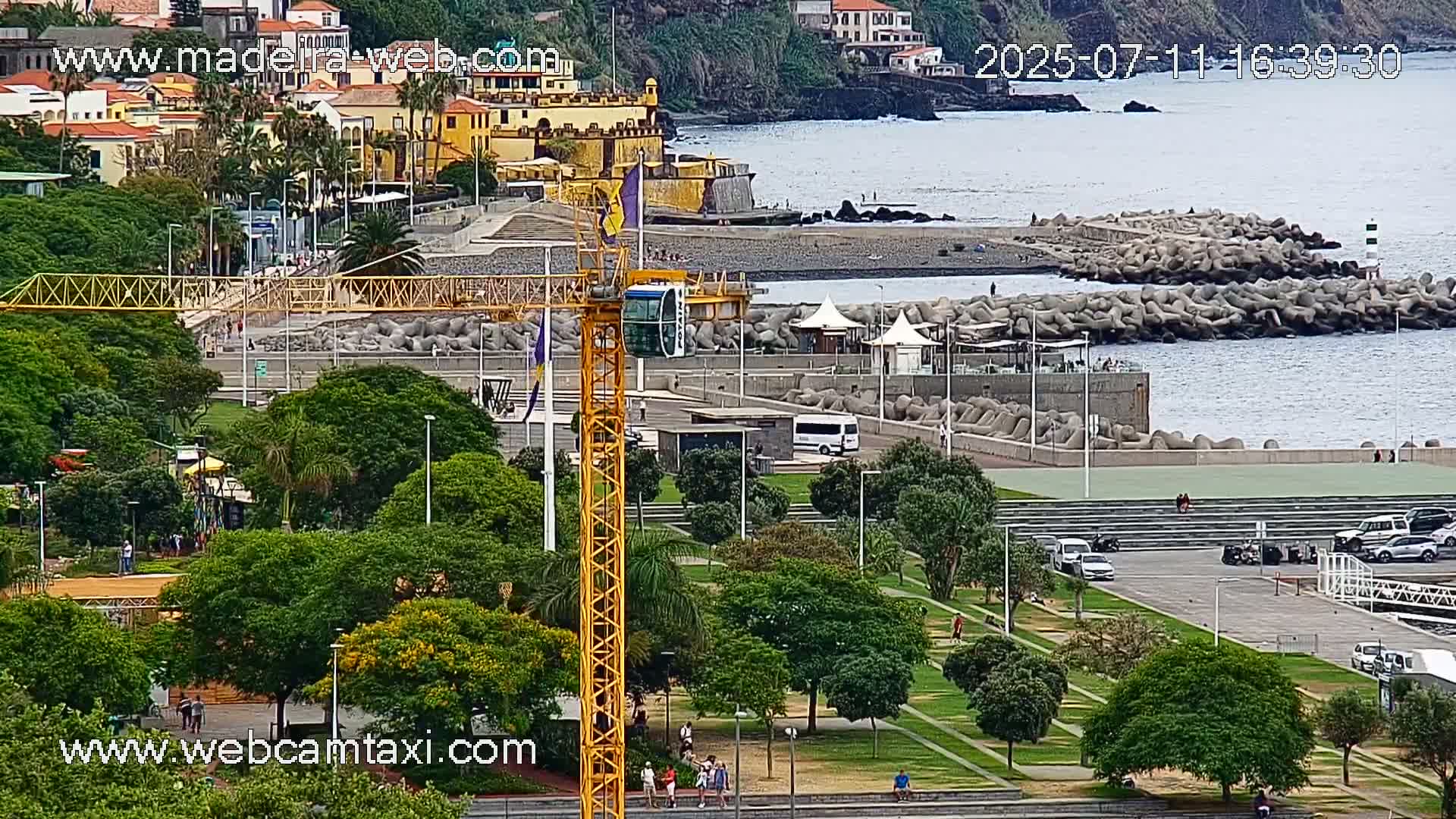 Funchal Coast Live Cam - Funchal, Madeira, Portugal