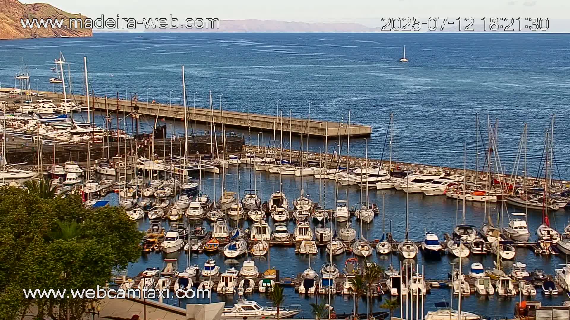 Funchal Coast Live Cam - Funchal, Madeira, Portugal