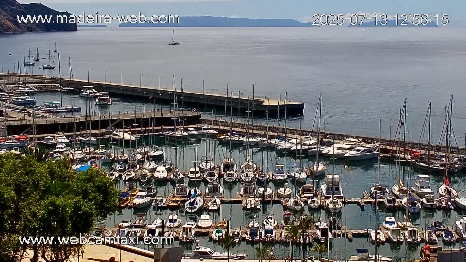 Funchal Coast Live Cam - Funchal, Madeira, Portugal