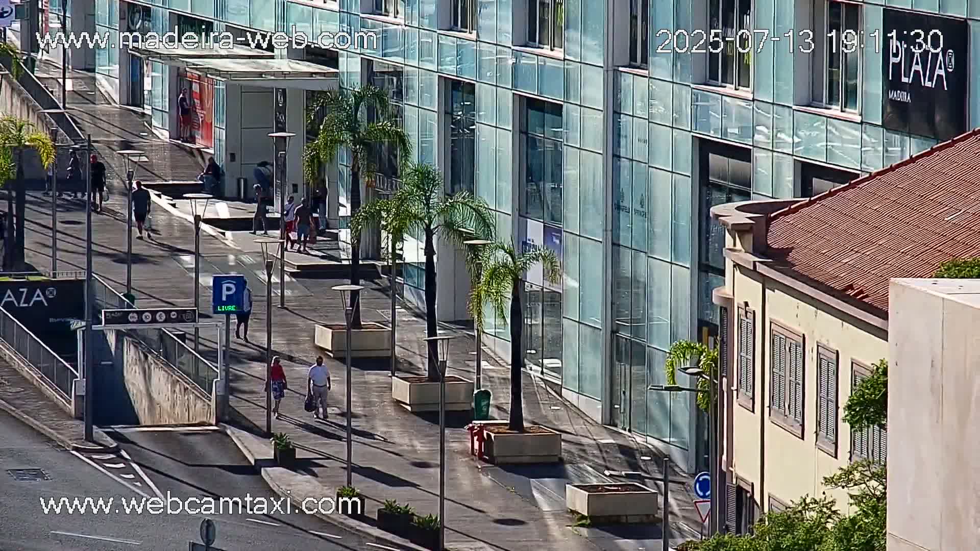 Funchal Coast Live Cam - Funchal, Madeira, Portugal