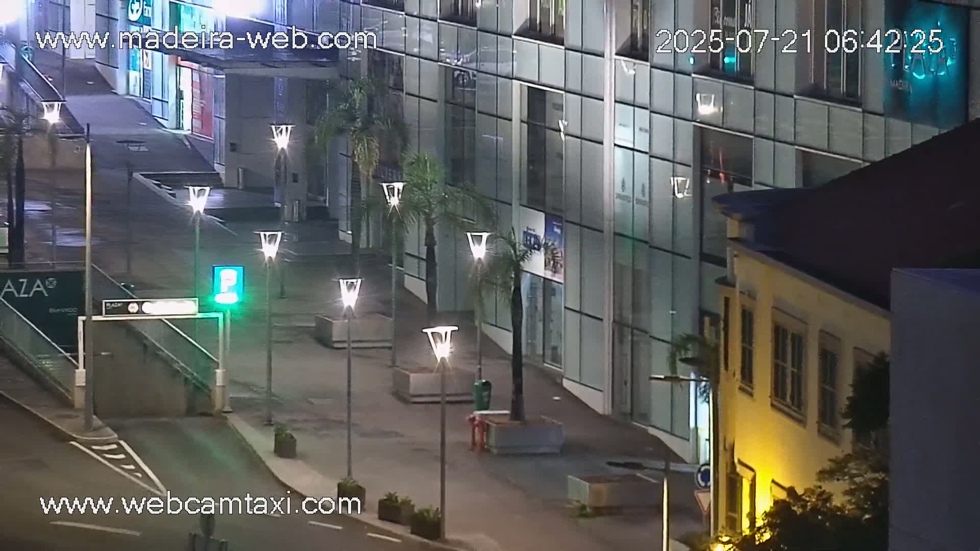 Funchal Coast Live Cam - Funchal, Madeira, Portugal