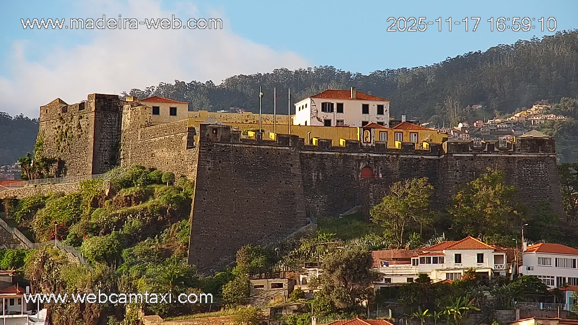 Funchal Coast Live Cam - Funchal, Madeira, Portugal