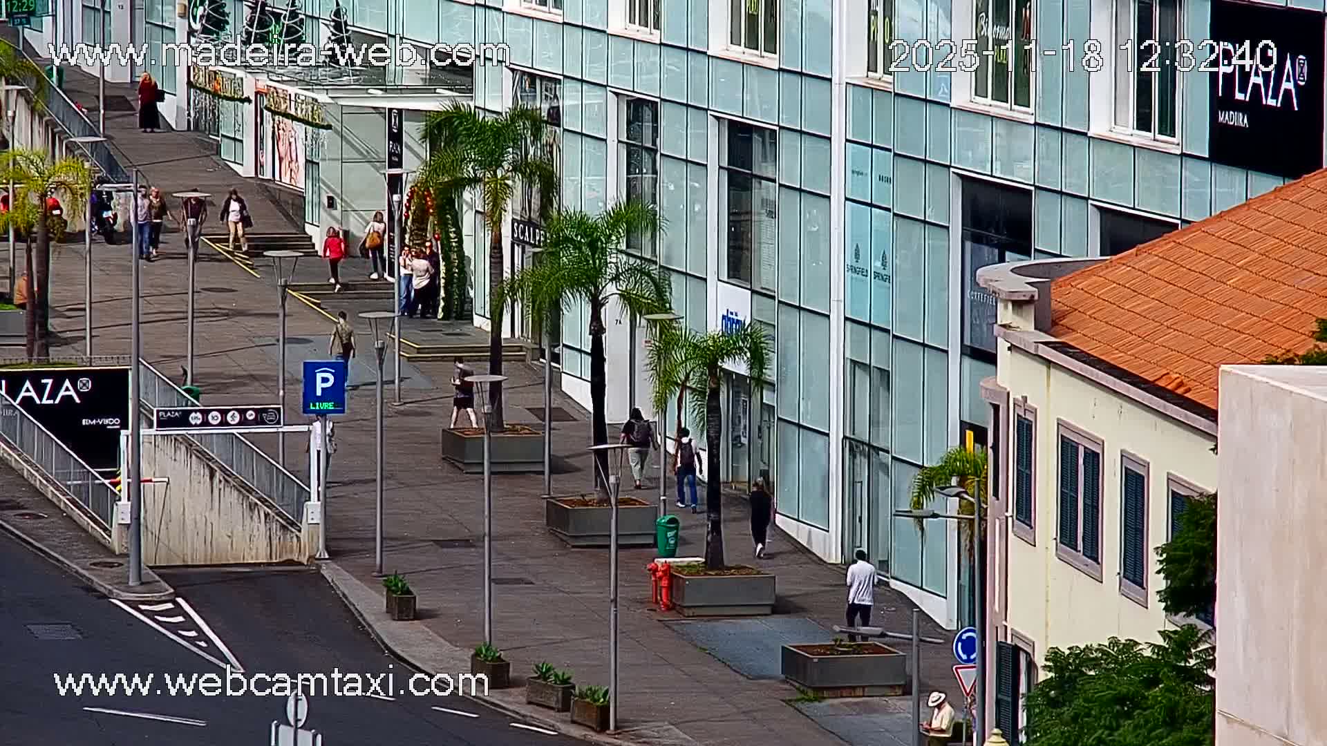 Funchal Coast Live Cam - Funchal, Madeira, Portugal