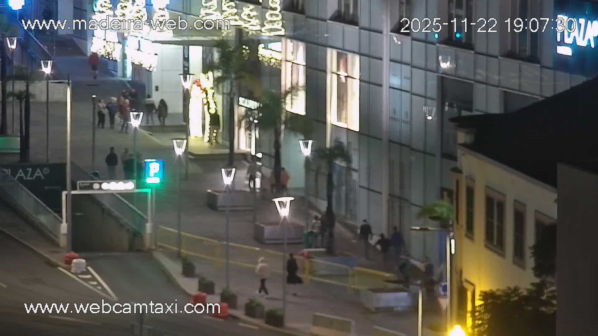 Funchal Coast Live Cam - Funchal, Madeira, Portugal