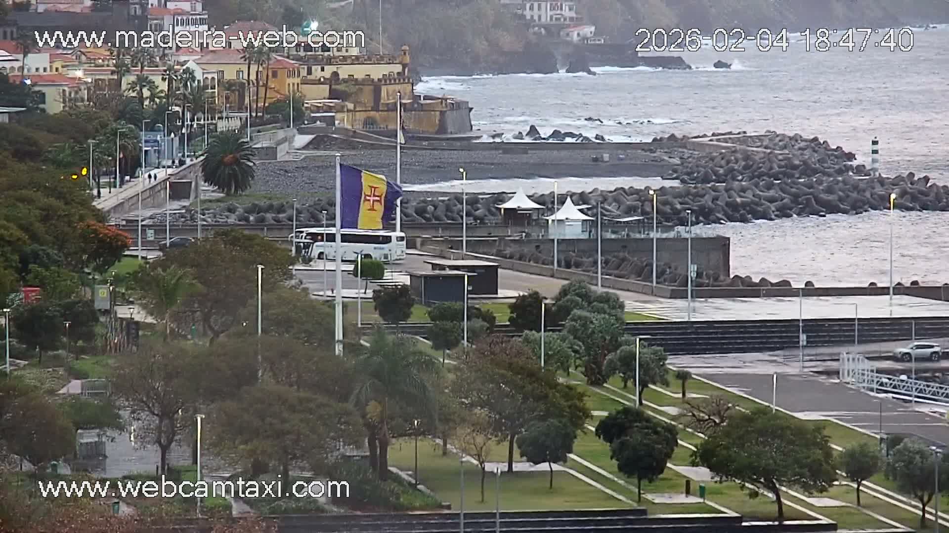 Funchal Coast Live Cam - Funchal, Madeira, Portugal