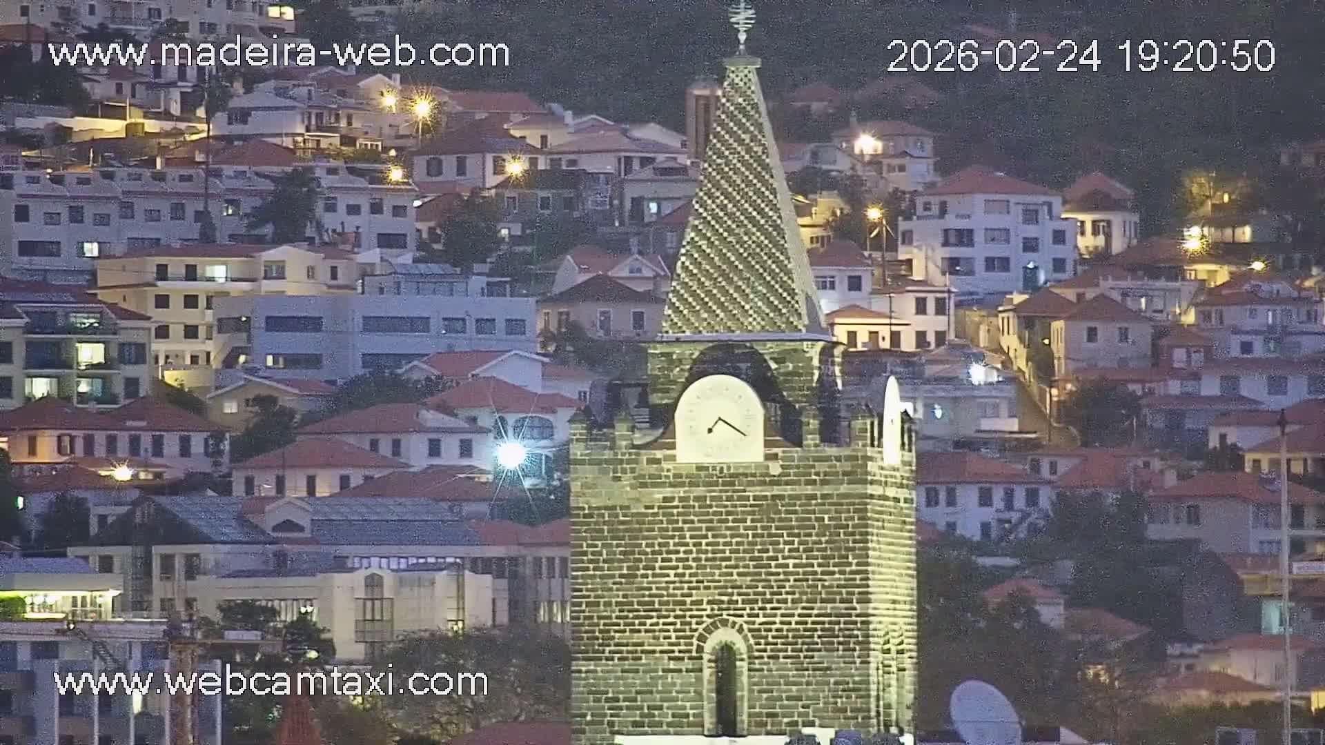 Funchal Coast Live Cam - Funchal, Madeira, Portugal