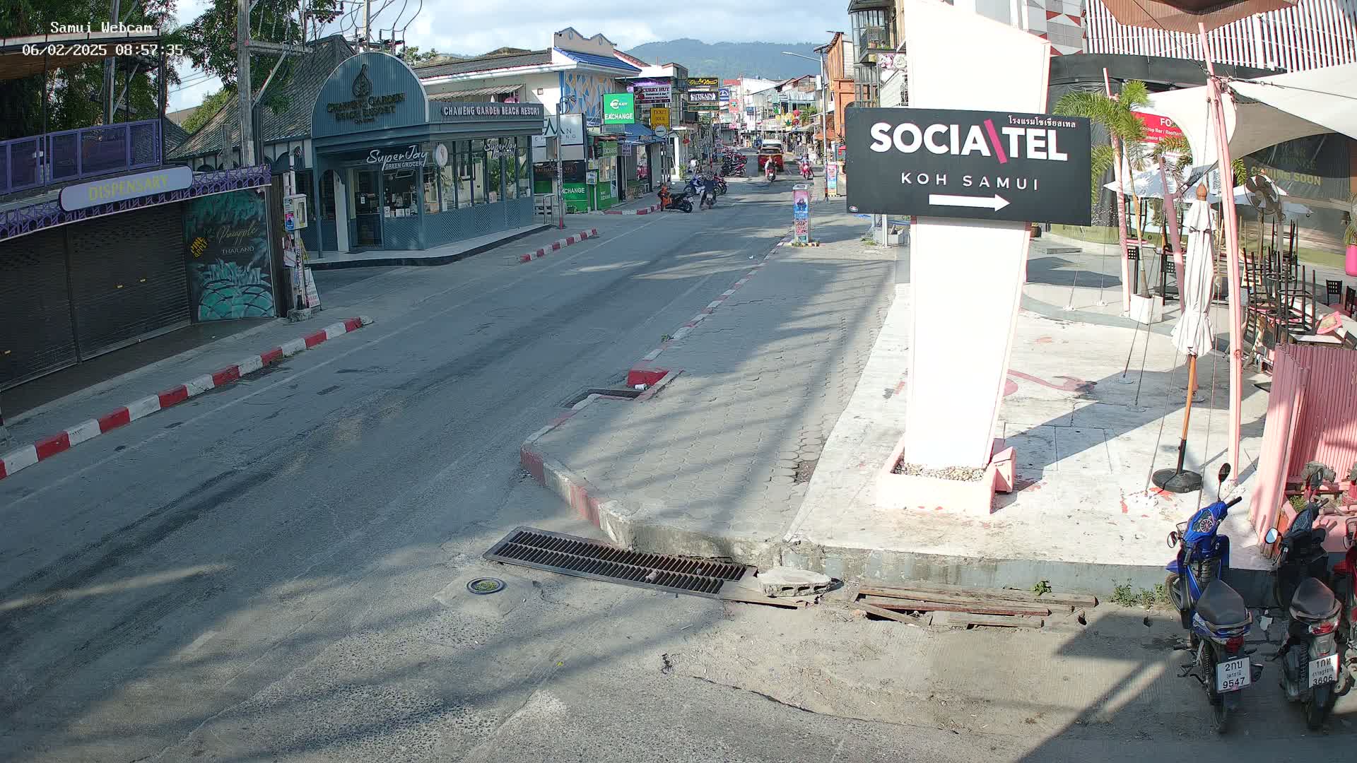 Chaweng Town Center Live Cam - Ko Samui, Surat Thani, Thailand
