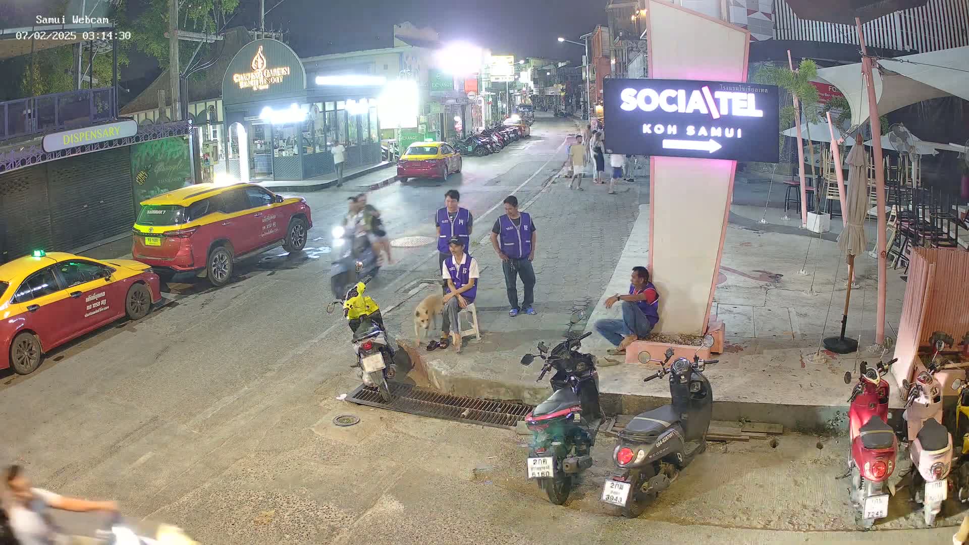 Chaweng Town Center Live Cam - Ko Samui, Surat Thani, Thailand