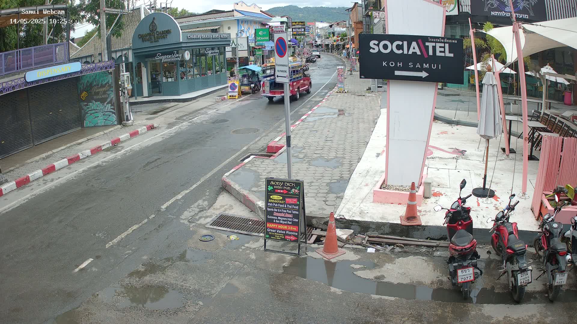 Chaweng Town Center Live Cam - Ko Samui, Surat Thani, Thailand