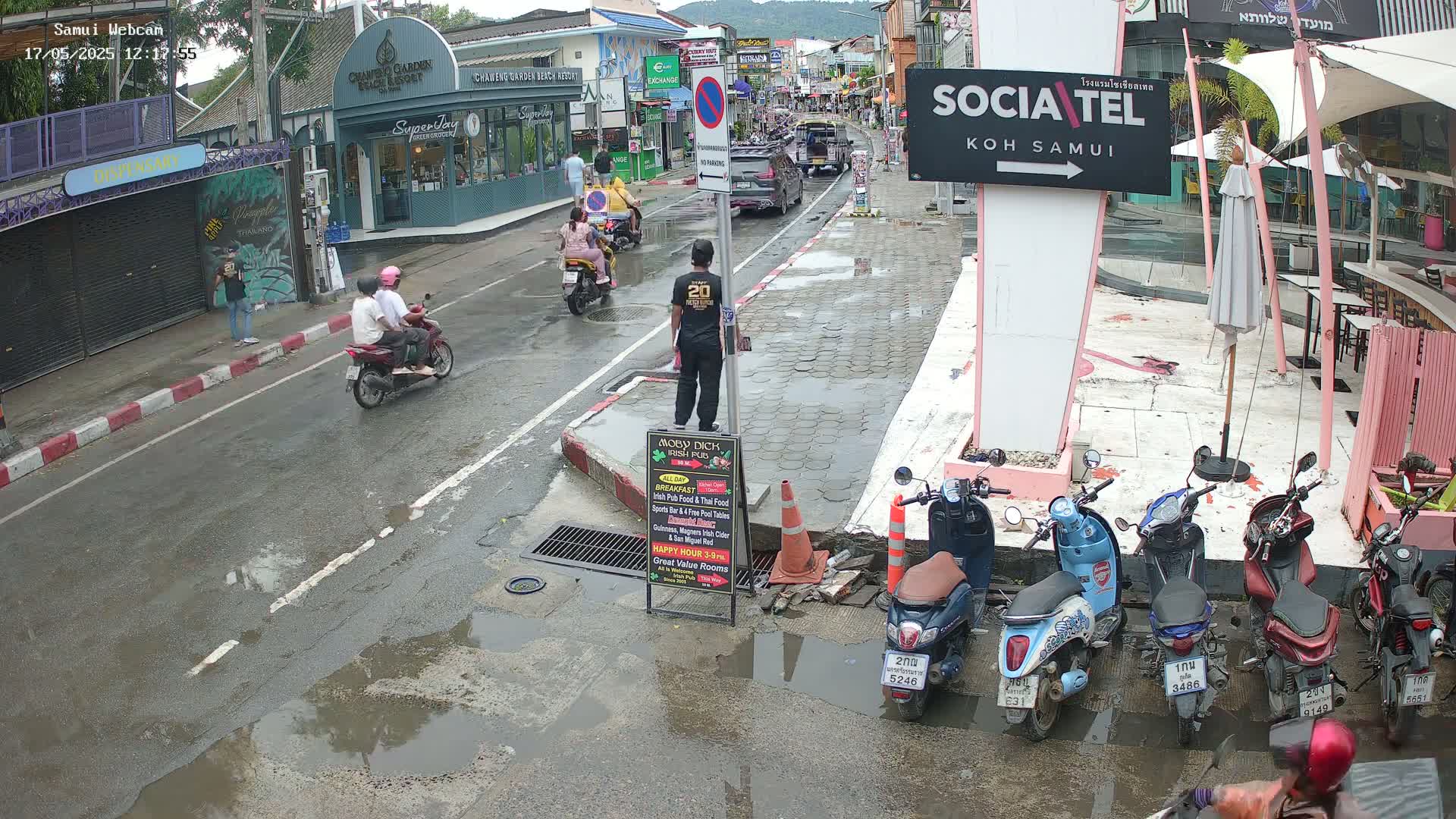 Chaweng Town Center Live Cam - Ko Samui, Surat Thani, Thailand