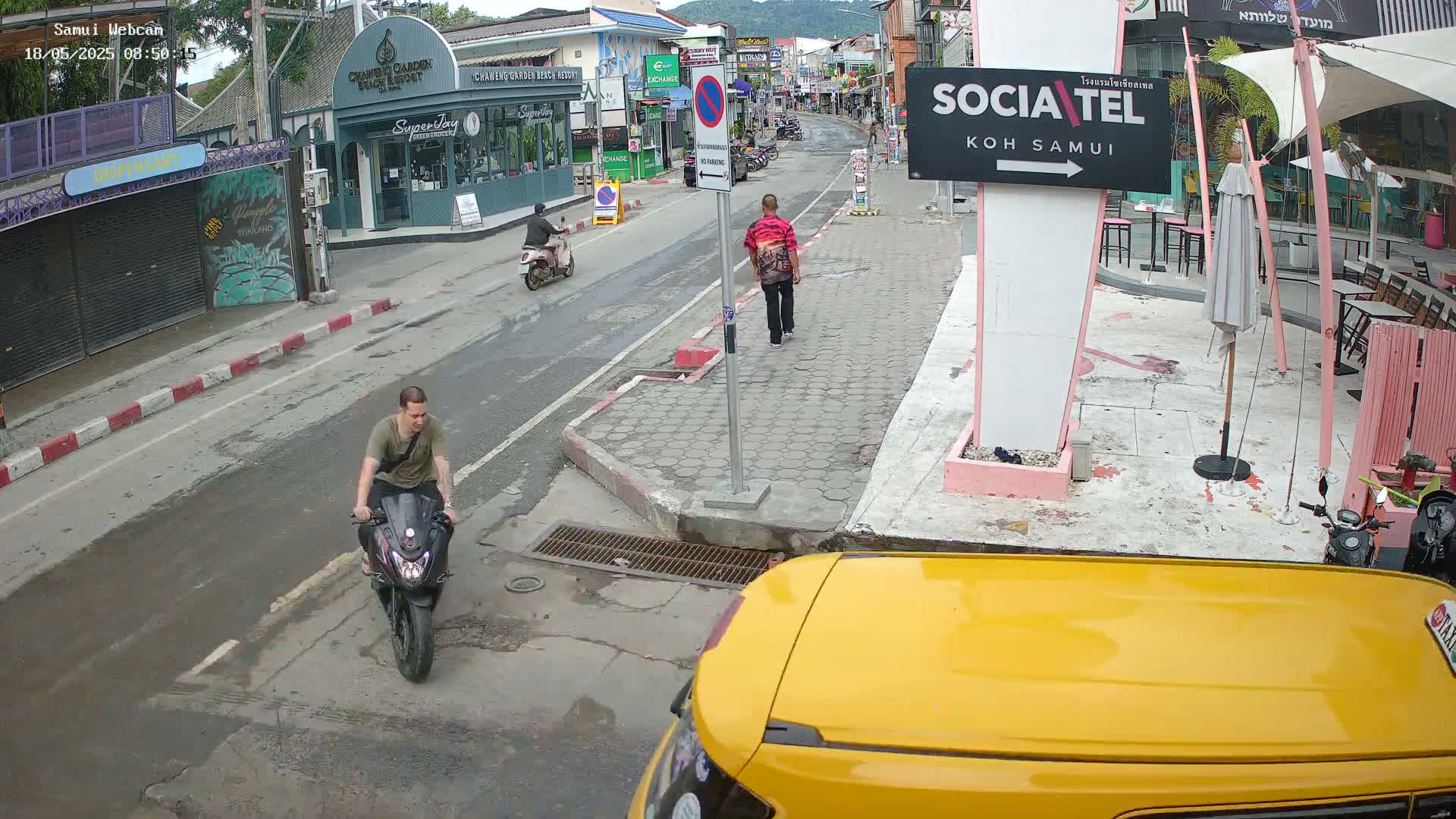 Chaweng Town Center Live Cam - Ko Samui, Surat Thani, Thailand