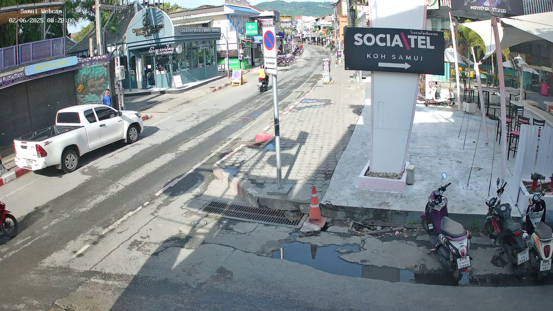 Chaweng Town Center Live Cam - Ko Samui, Surat Thani, Thailand
