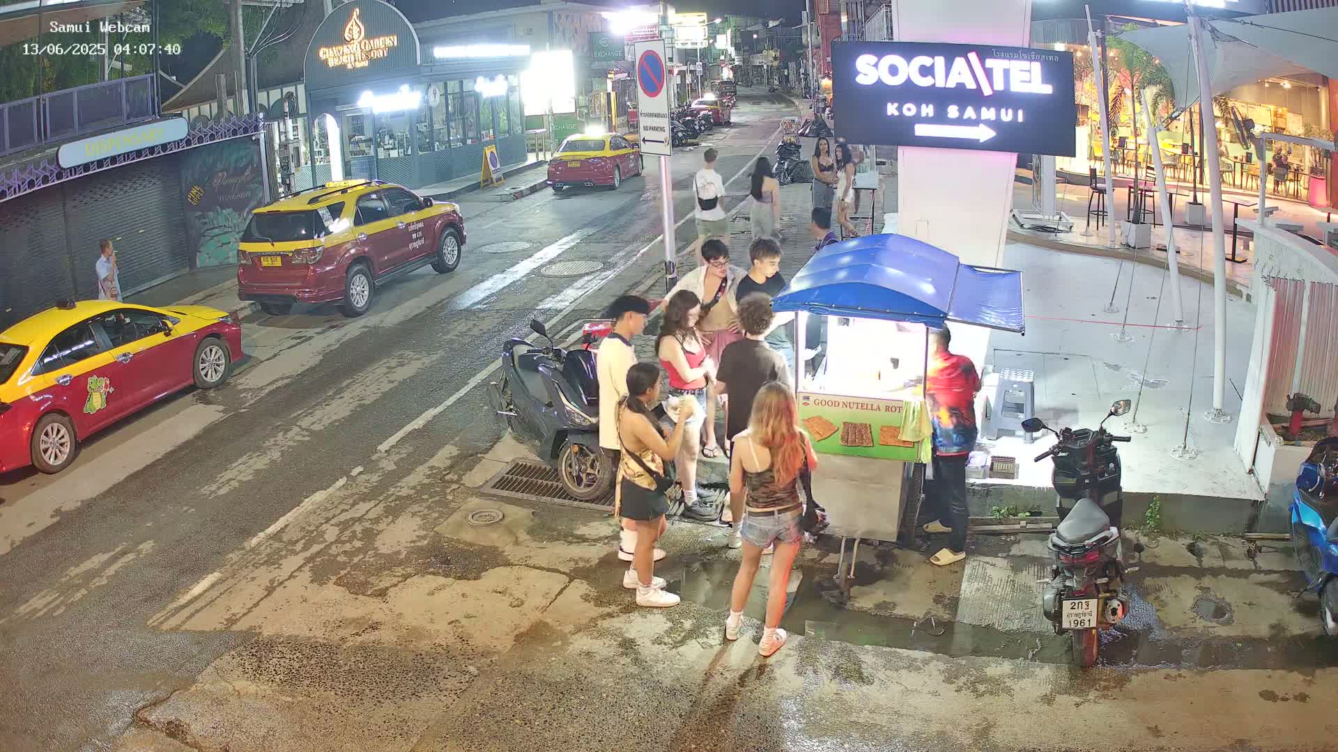 Chaweng Town Center Live Cam - Ko Samui, Surat Thani, Thailand