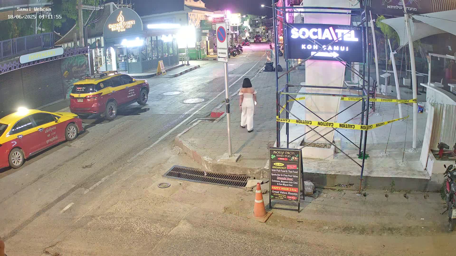 Chaweng Town Center Live Cam - Ko Samui, Surat Thani, Thailand