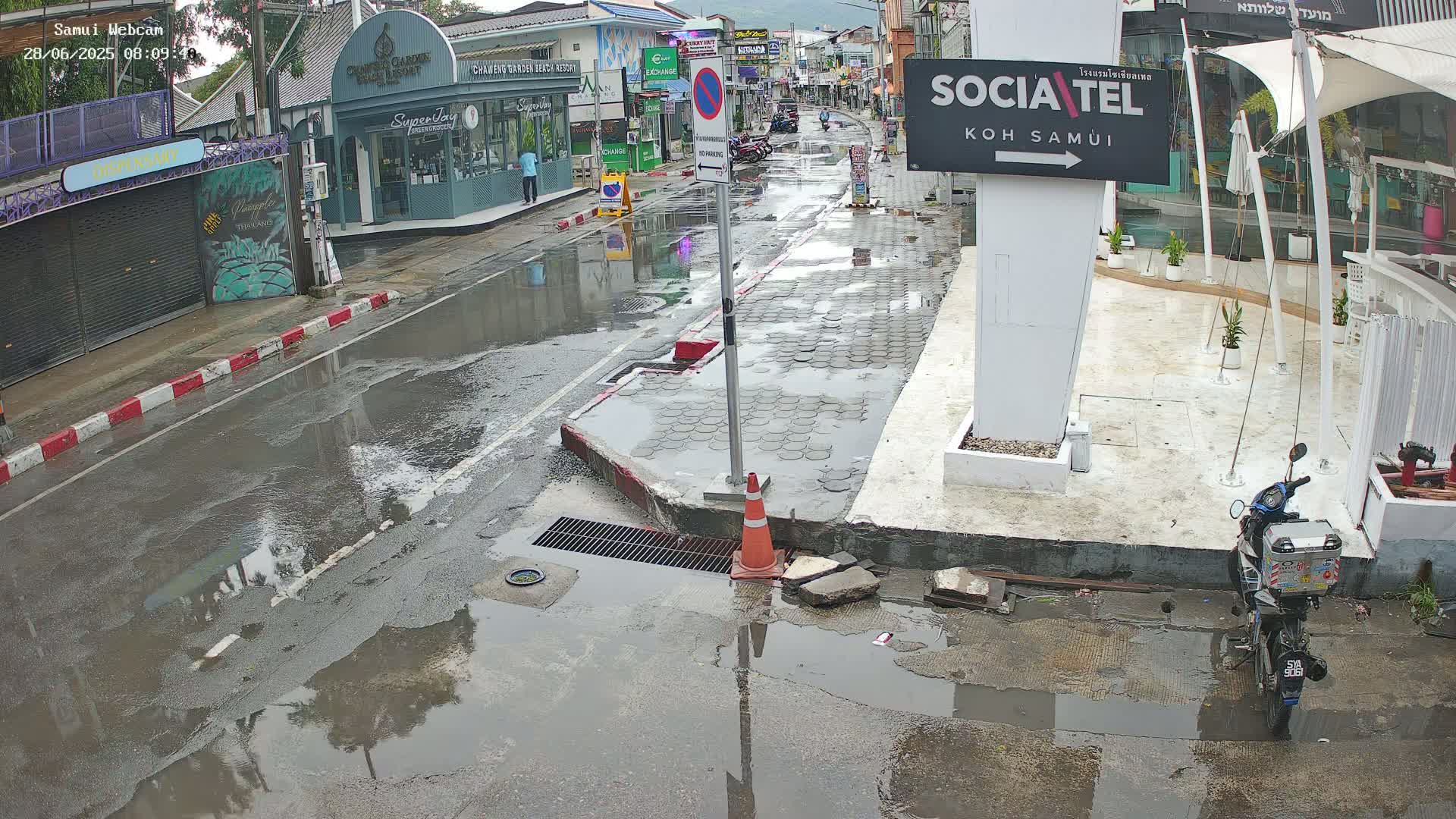 Chaweng Town Center Live Cam - Ko Samui, Surat Thani, Thailand