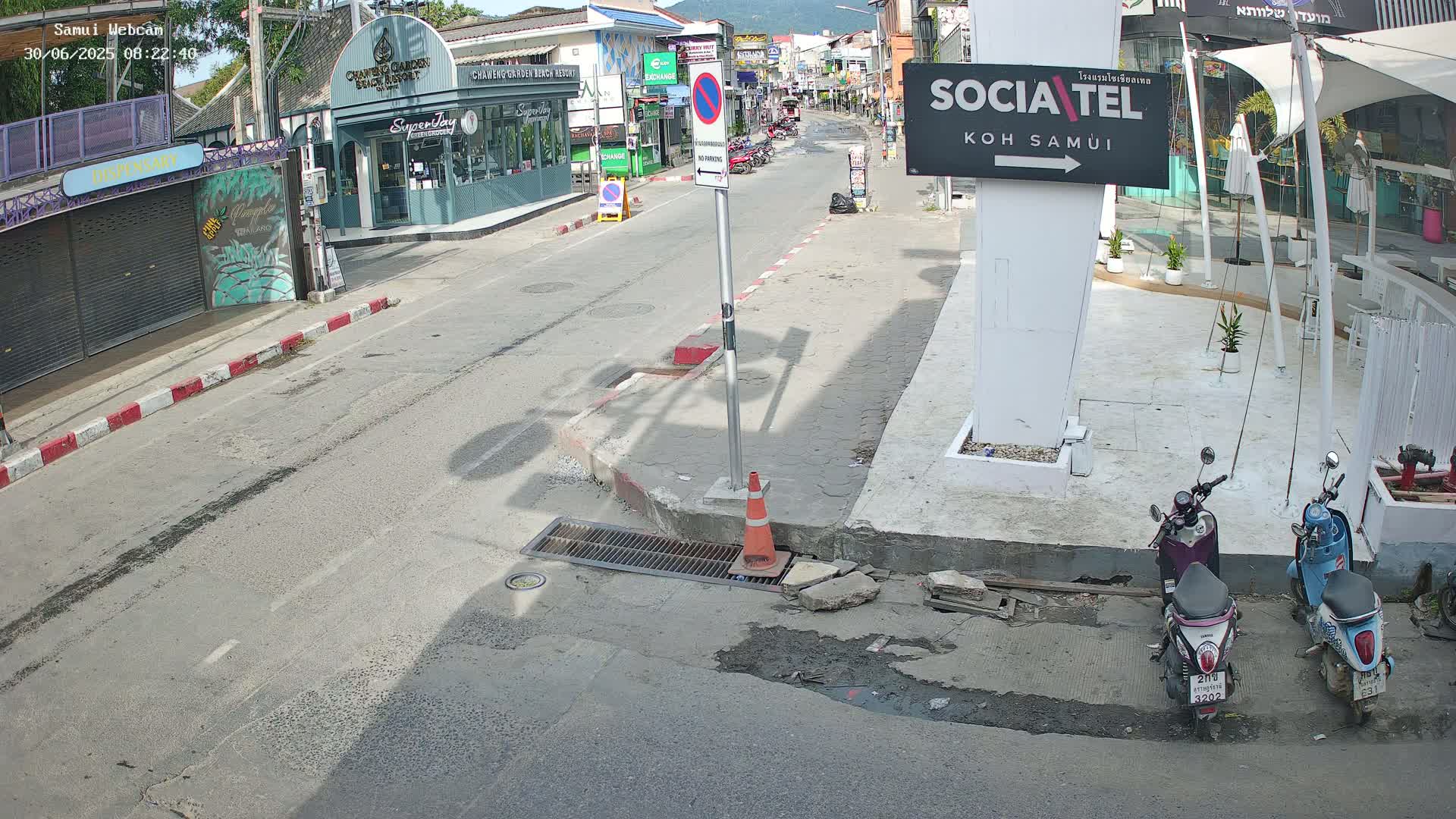 Chaweng Town Center Live Cam - Ko Samui, Surat Thani, Thailand