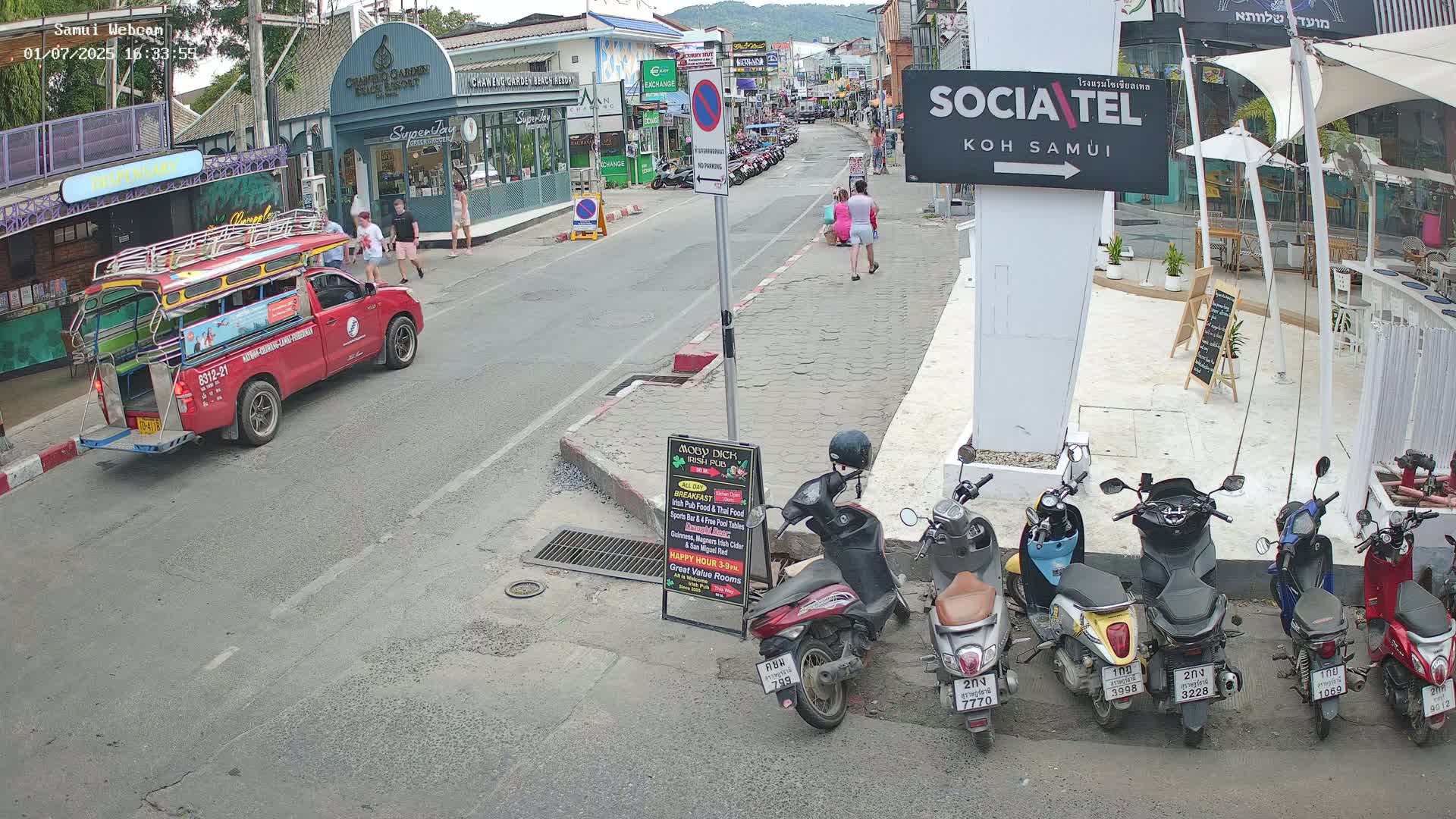 Chaweng Town Center Live Cam - Ko Samui, Surat Thani, Thailand