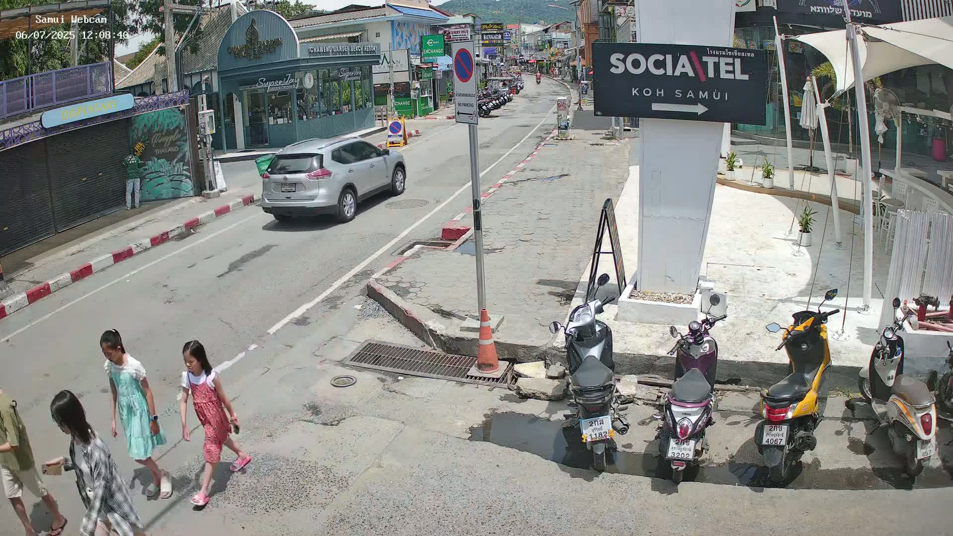 Chaweng Town Center Live Cam - Ko Samui, Surat Thani, Thailand