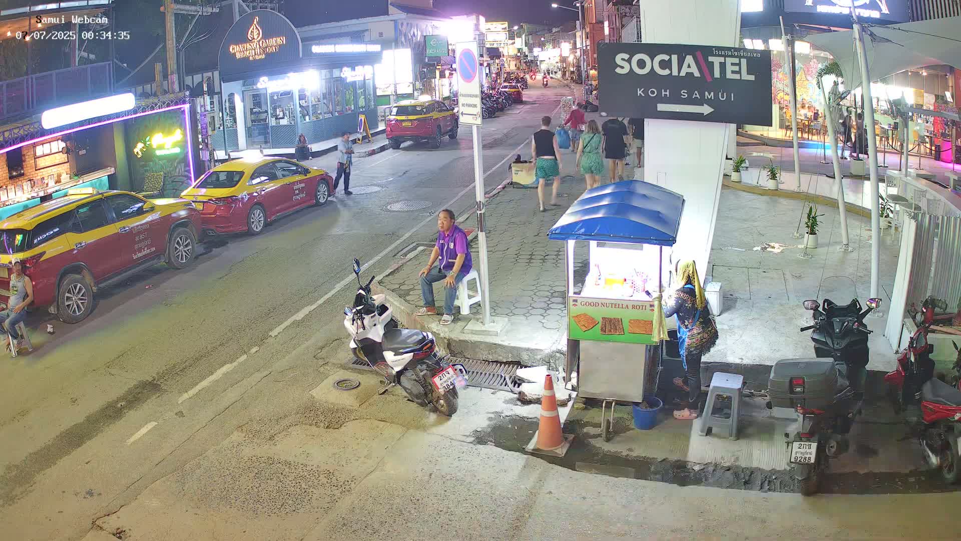 Chaweng Town Center Live Cam - Ko Samui, Surat Thani, Thailand