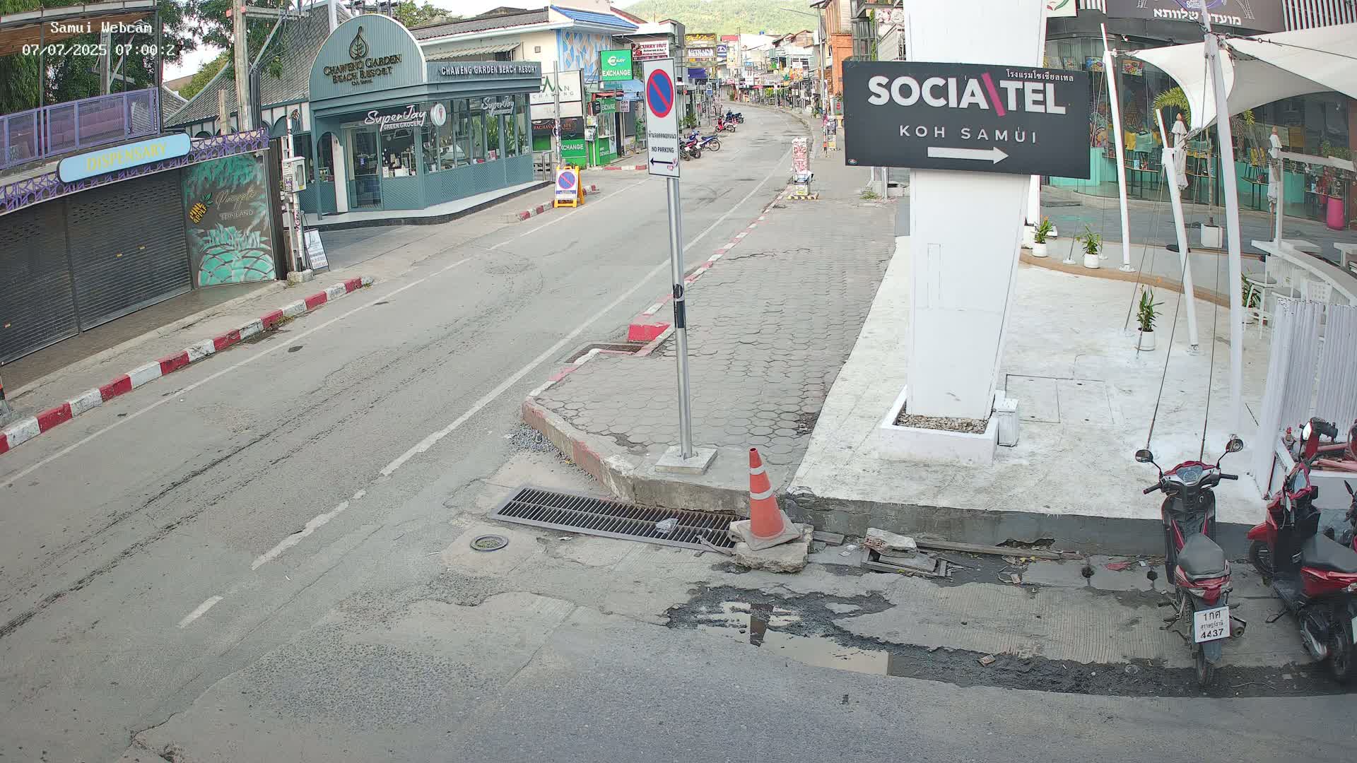 Chaweng Town Center Live Cam - Ko Samui, Surat Thani, Thailand