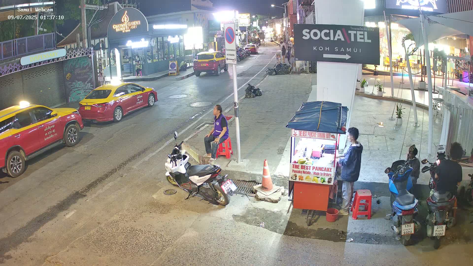 Chaweng Town Center Live Cam - Ko Samui, Surat Thani, Thailand