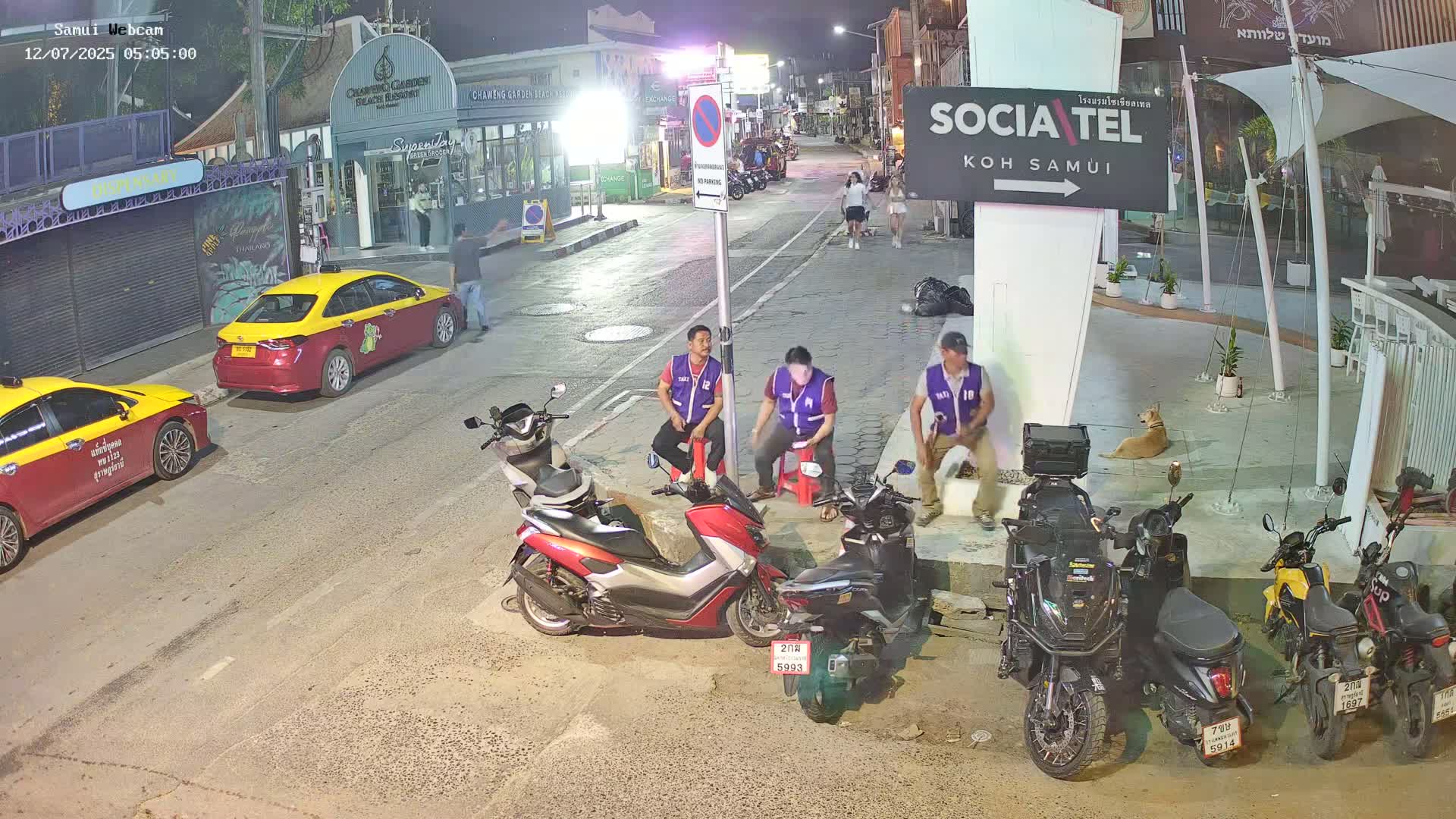 Chaweng Town Center Live Cam - Ko Samui, Surat Thani, Thailand
