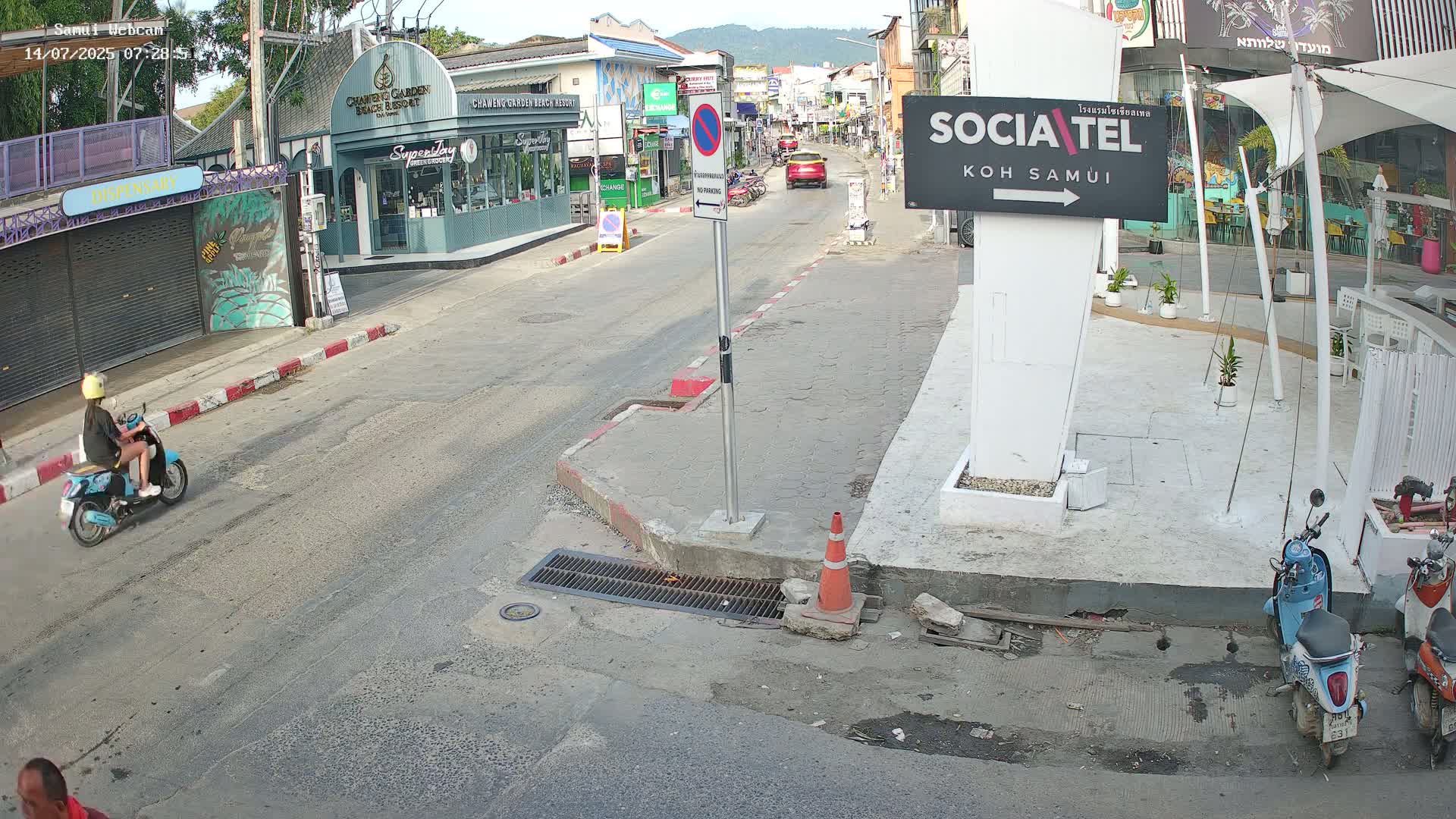 Chaweng Town Center Live Cam - Ko Samui, Surat Thani, Thailand