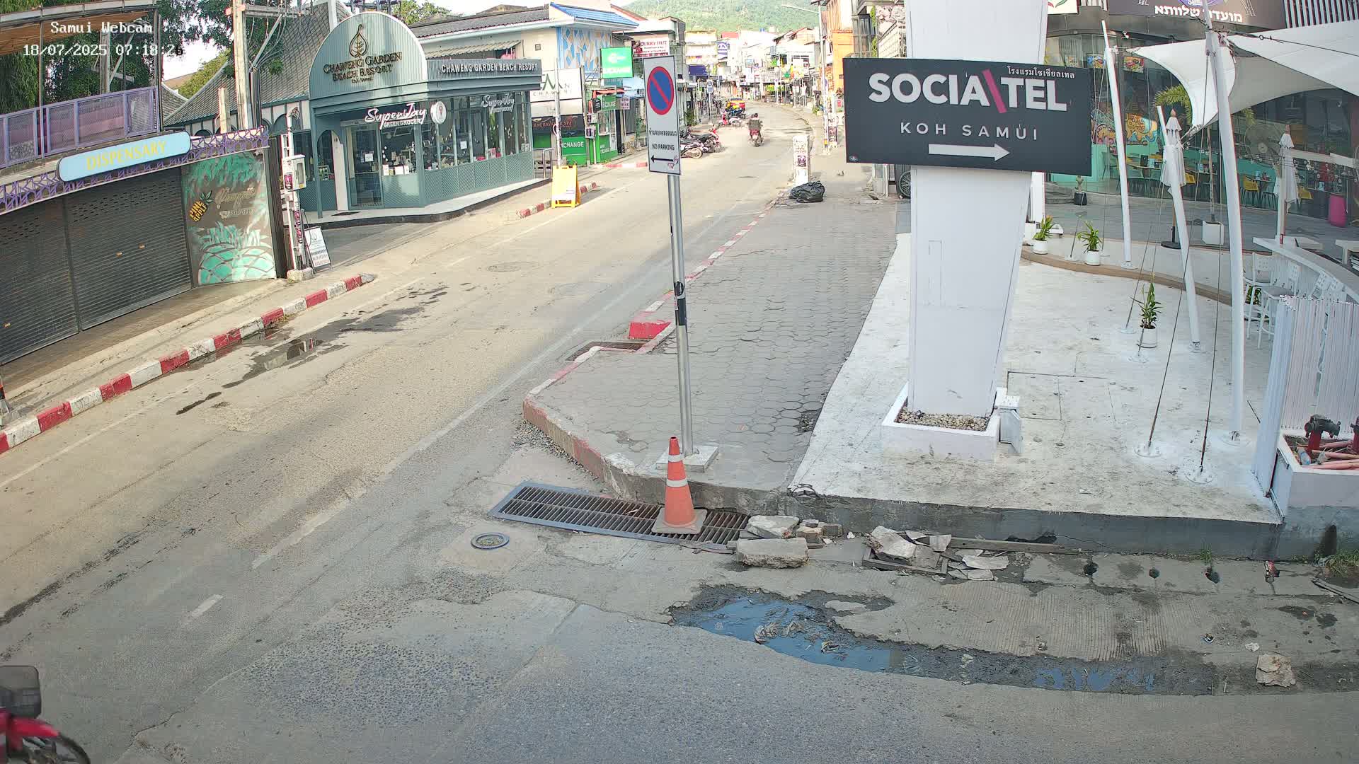 Chaweng Town Center Live Cam - Ko Samui, Surat Thani, Thailand