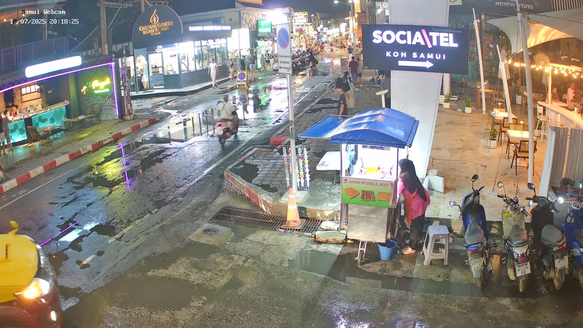 Chaweng Town Center Live Cam - Ko Samui, Surat Thani, Thailand