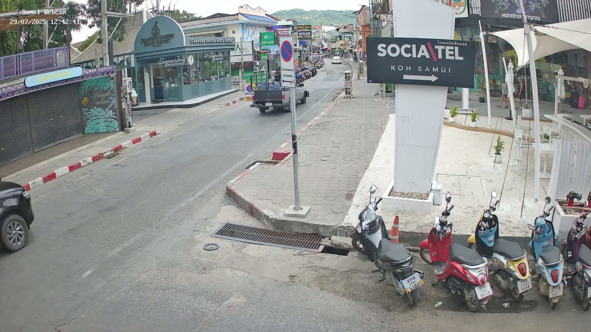 Chaweng Town Center Live Cam - Ko Samui, Surat Thani, Thailand