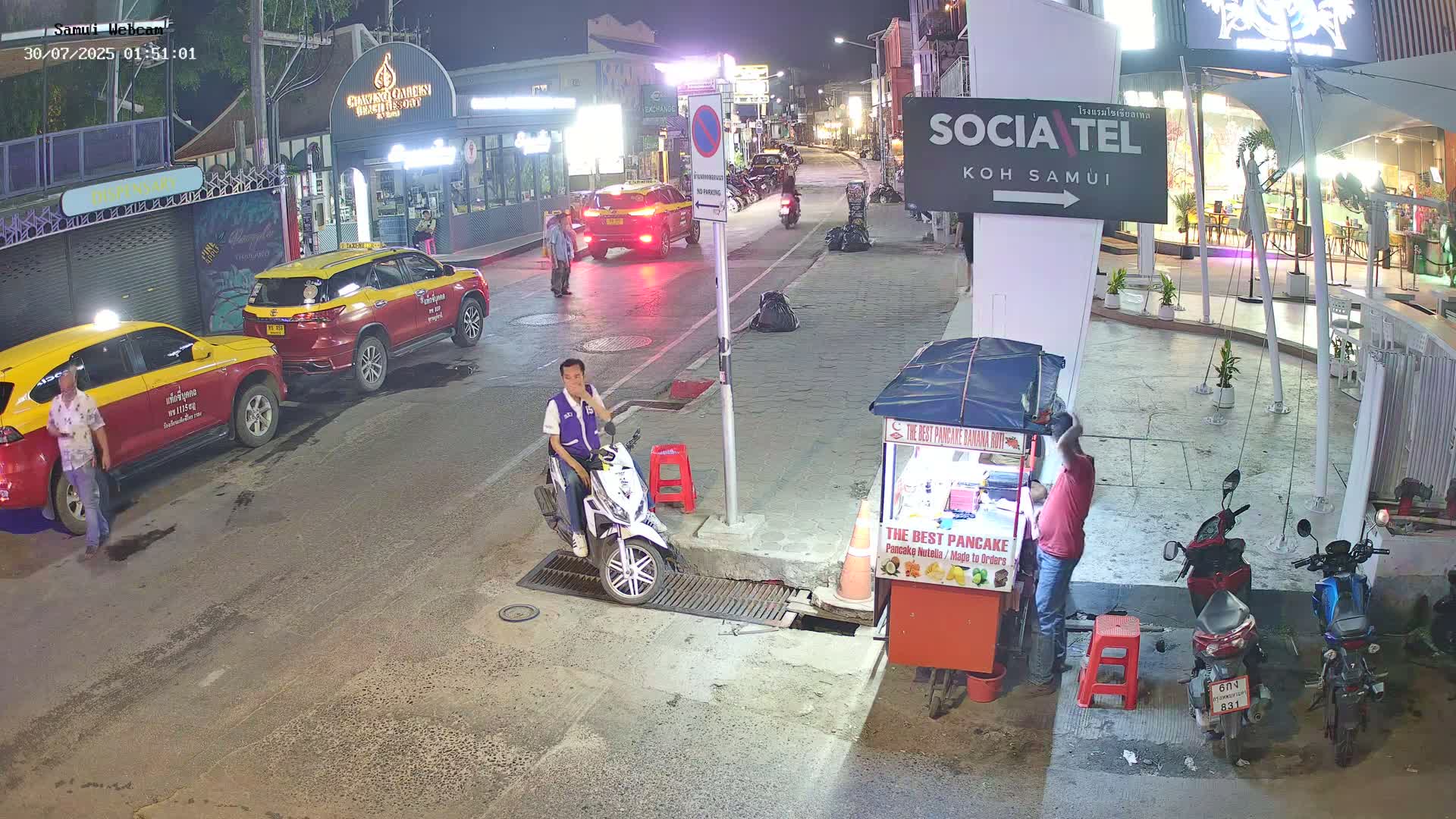Chaweng Town Center Live Cam - Ko Samui, Surat Thani, Thailand
