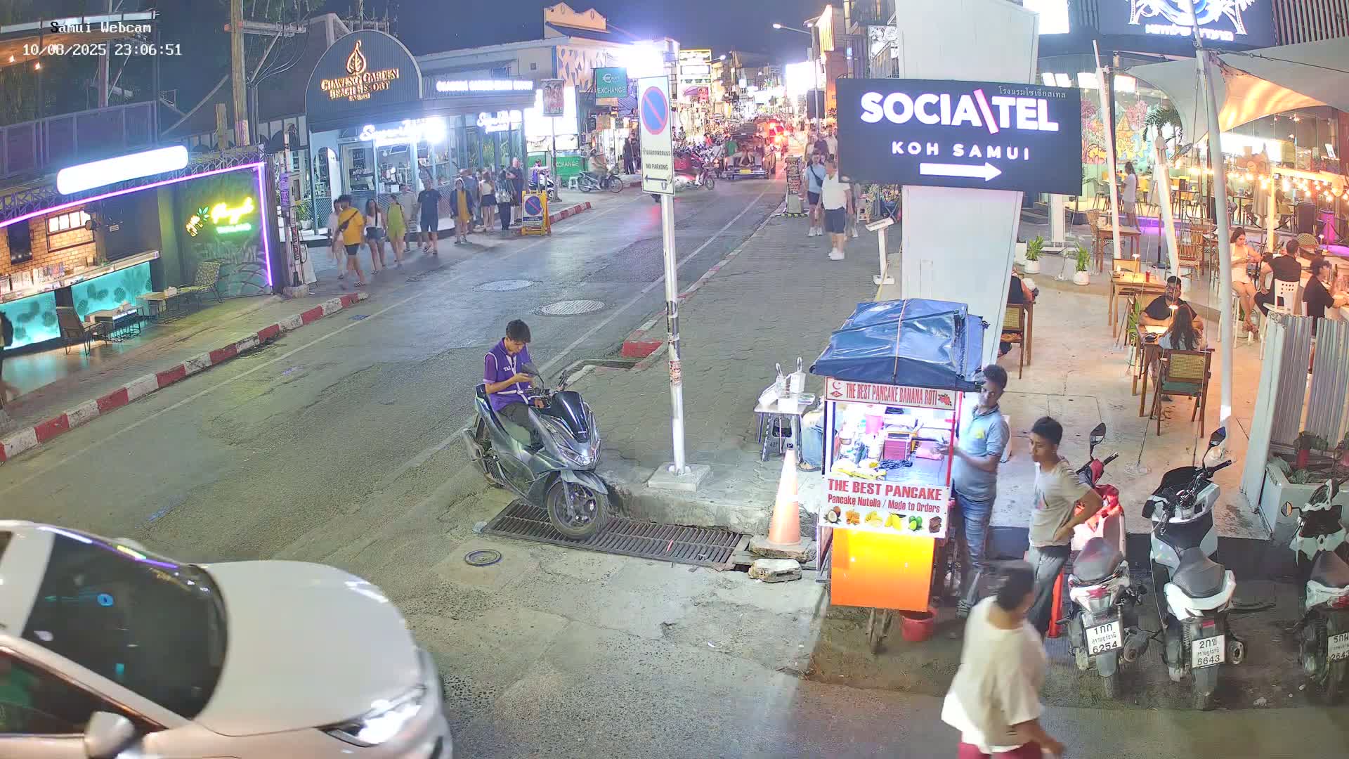 Chaweng Town Center Live Cam - Ko Samui, Surat Thani, Thailand