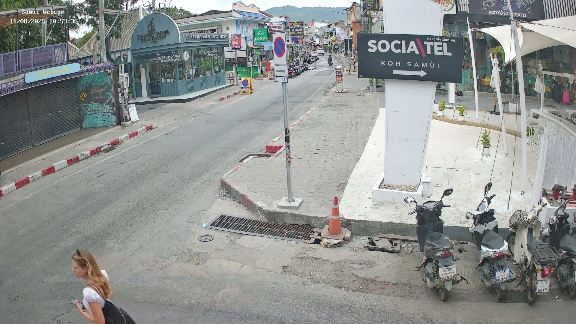 Chaweng Town Center Live Cam - Ko Samui, Surat Thani, Thailand