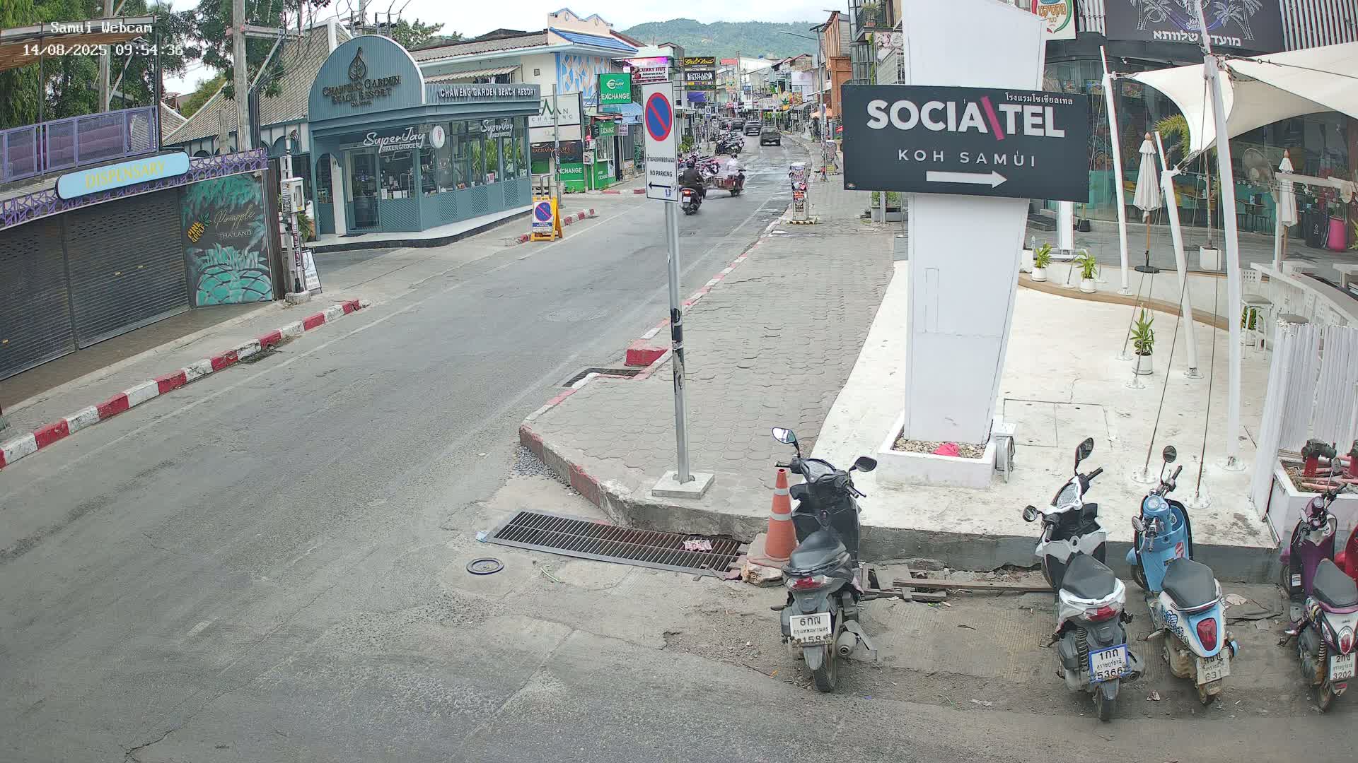 Chaweng Town Center Live Cam - Ko Samui, Surat Thani, Thailand