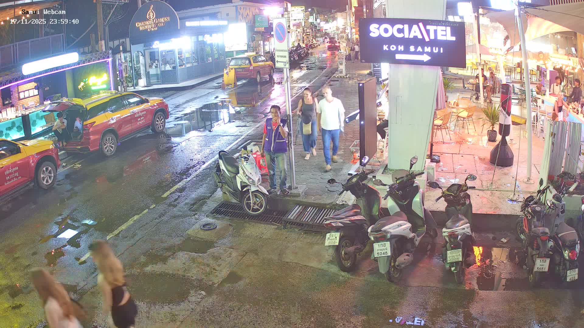 Chaweng Town Center Live Cam - Ko Samui, Surat Thani, Thailand