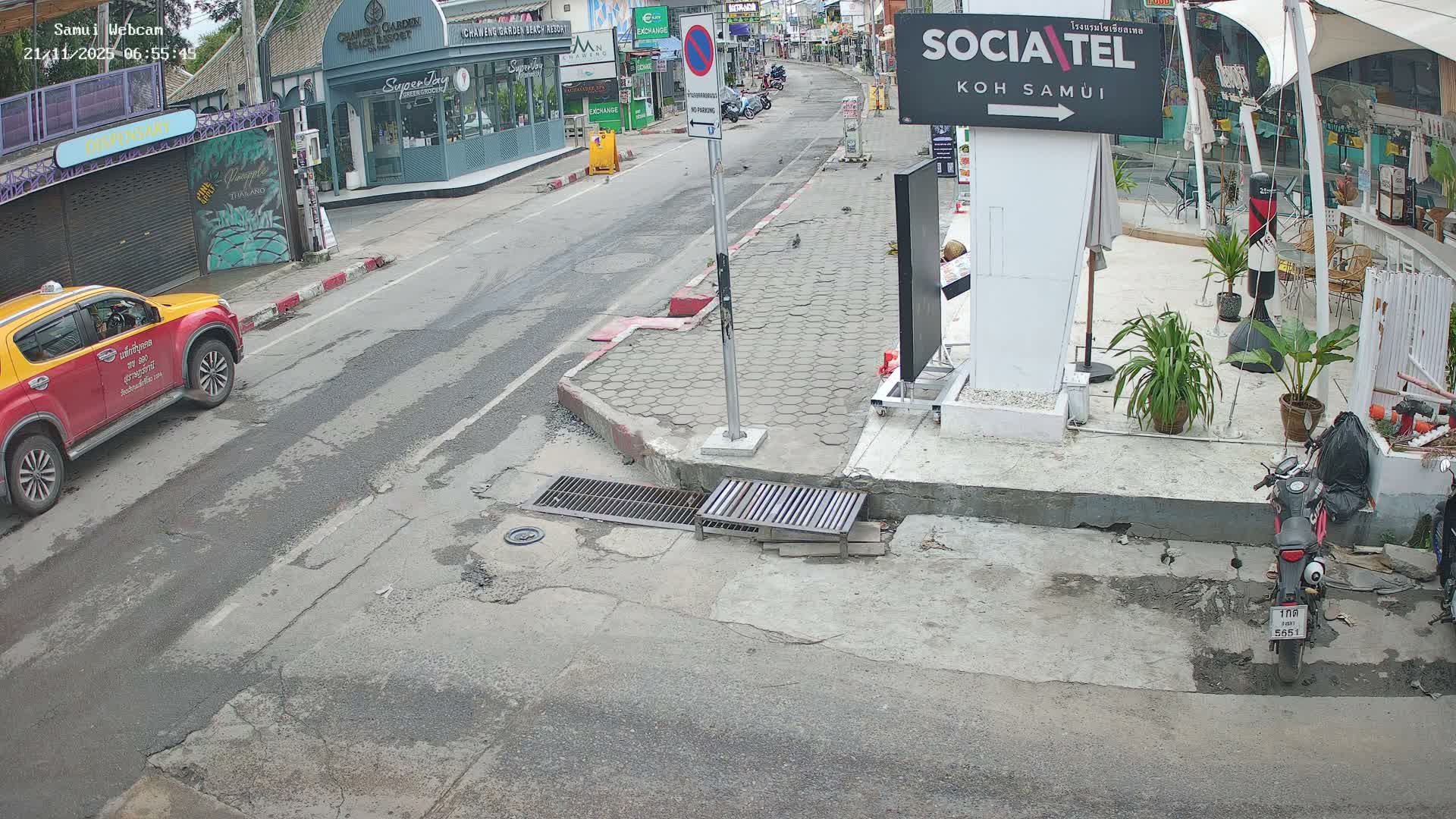 Chaweng Town Center Live Cam - Ko Samui, Surat Thani, Thailand