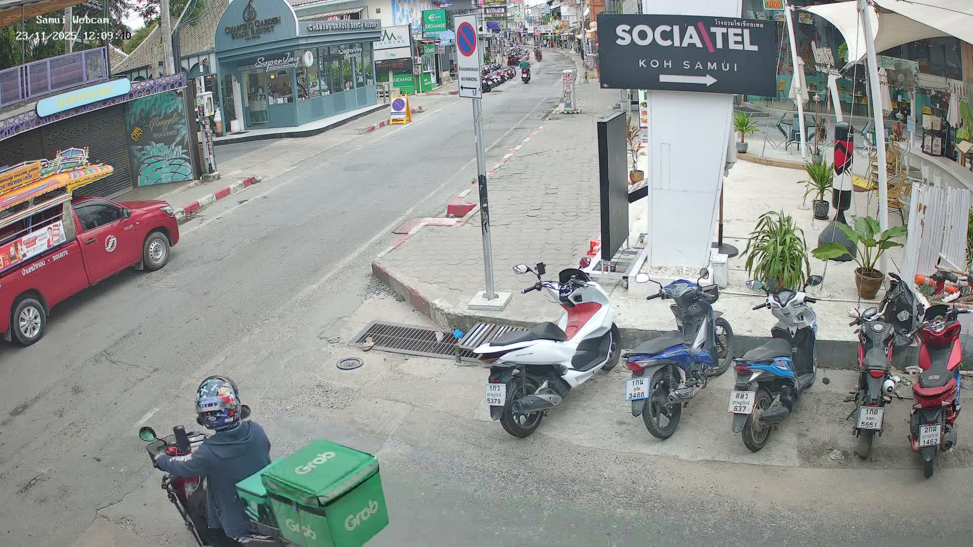 Chaweng Town Center Live Cam - Ko Samui, Surat Thani, Thailand