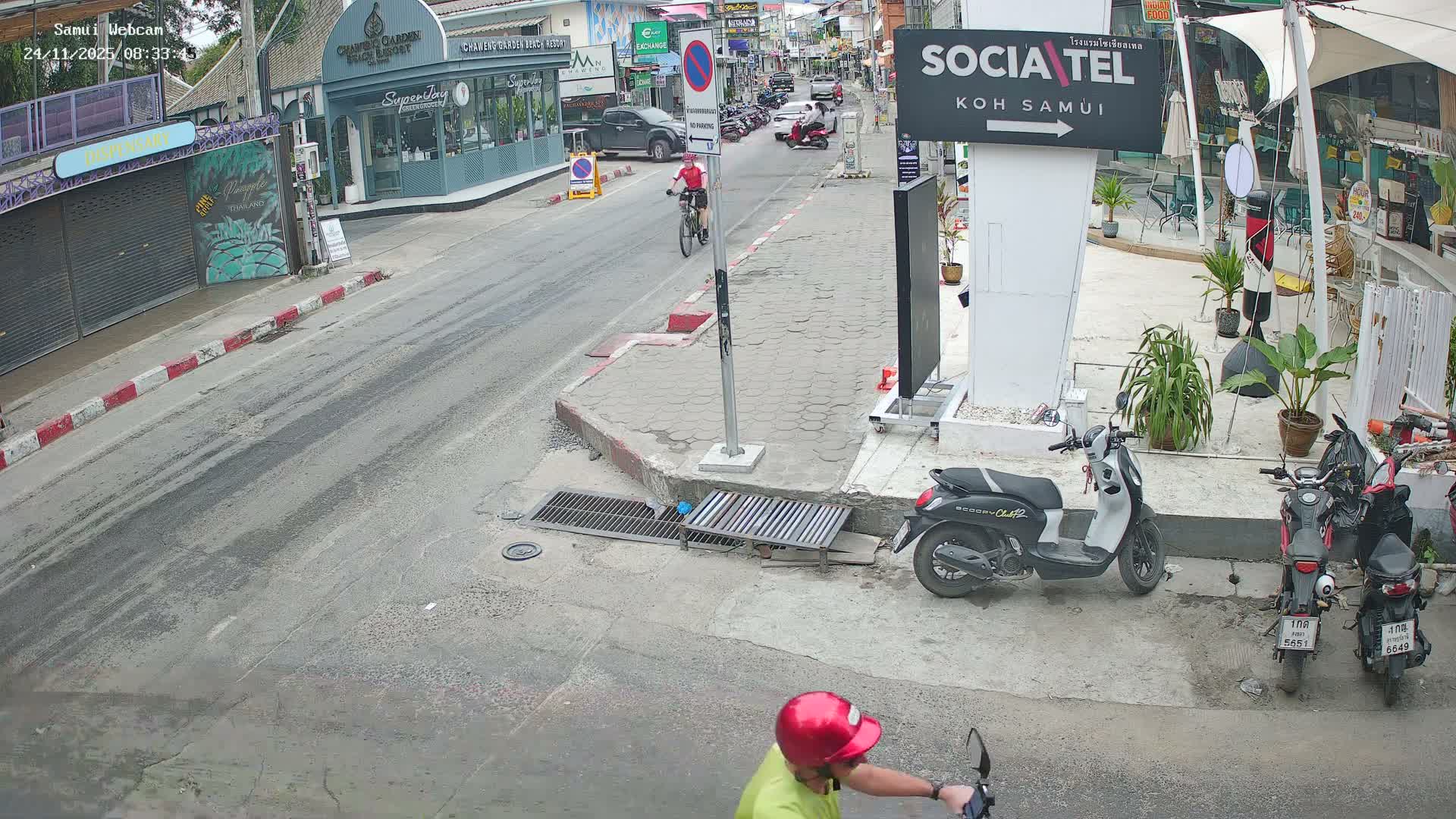 Chaweng Town Center Live Cam - Ko Samui, Surat Thani, Thailand