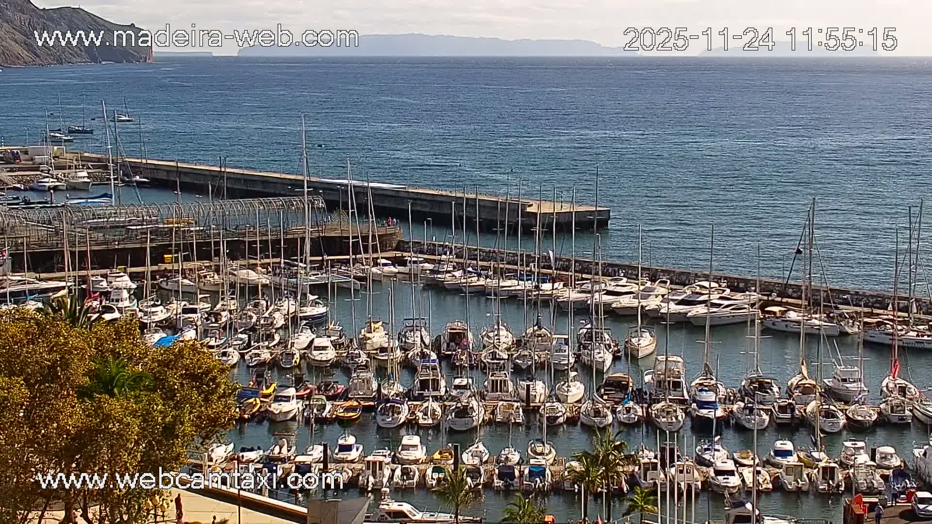 Chaweng Town Center Live Cam - Ko Samui, Surat Thani, Thailand