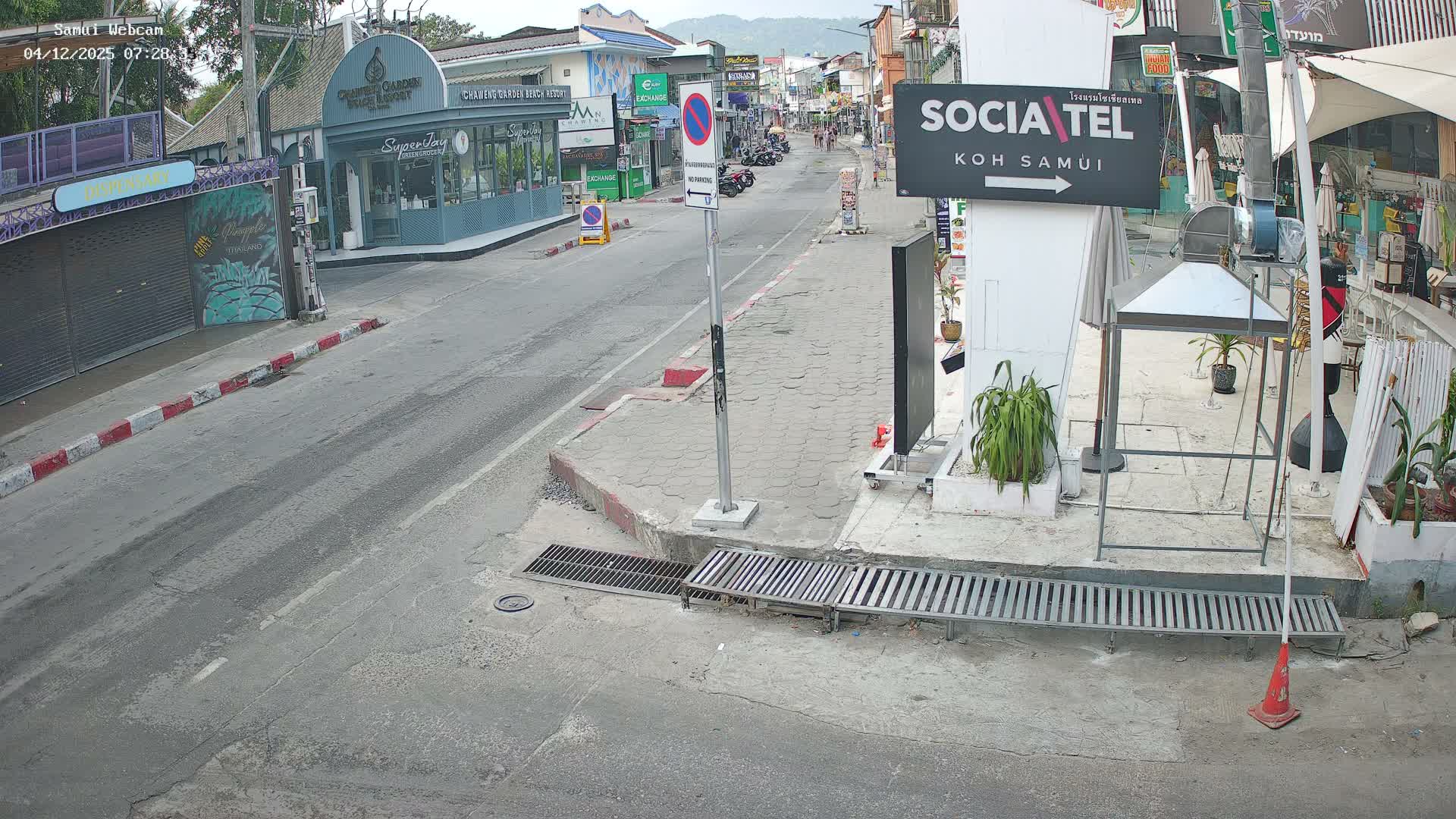 Chaweng Town Center Live Cam - Ko Samui, Surat Thani, Thailand