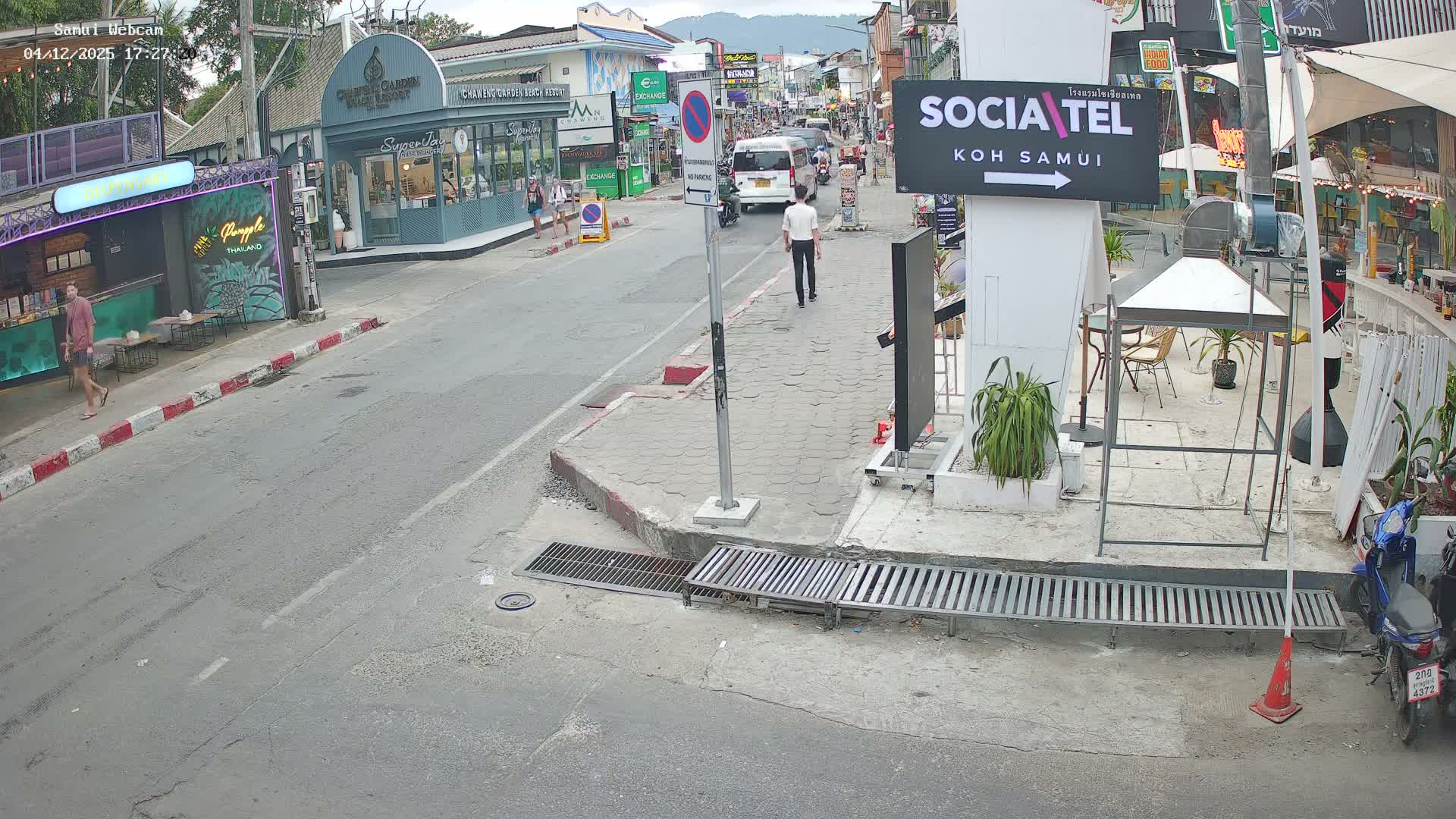Chaweng Town Center Live Cam - Ko Samui, Surat Thani, Thailand