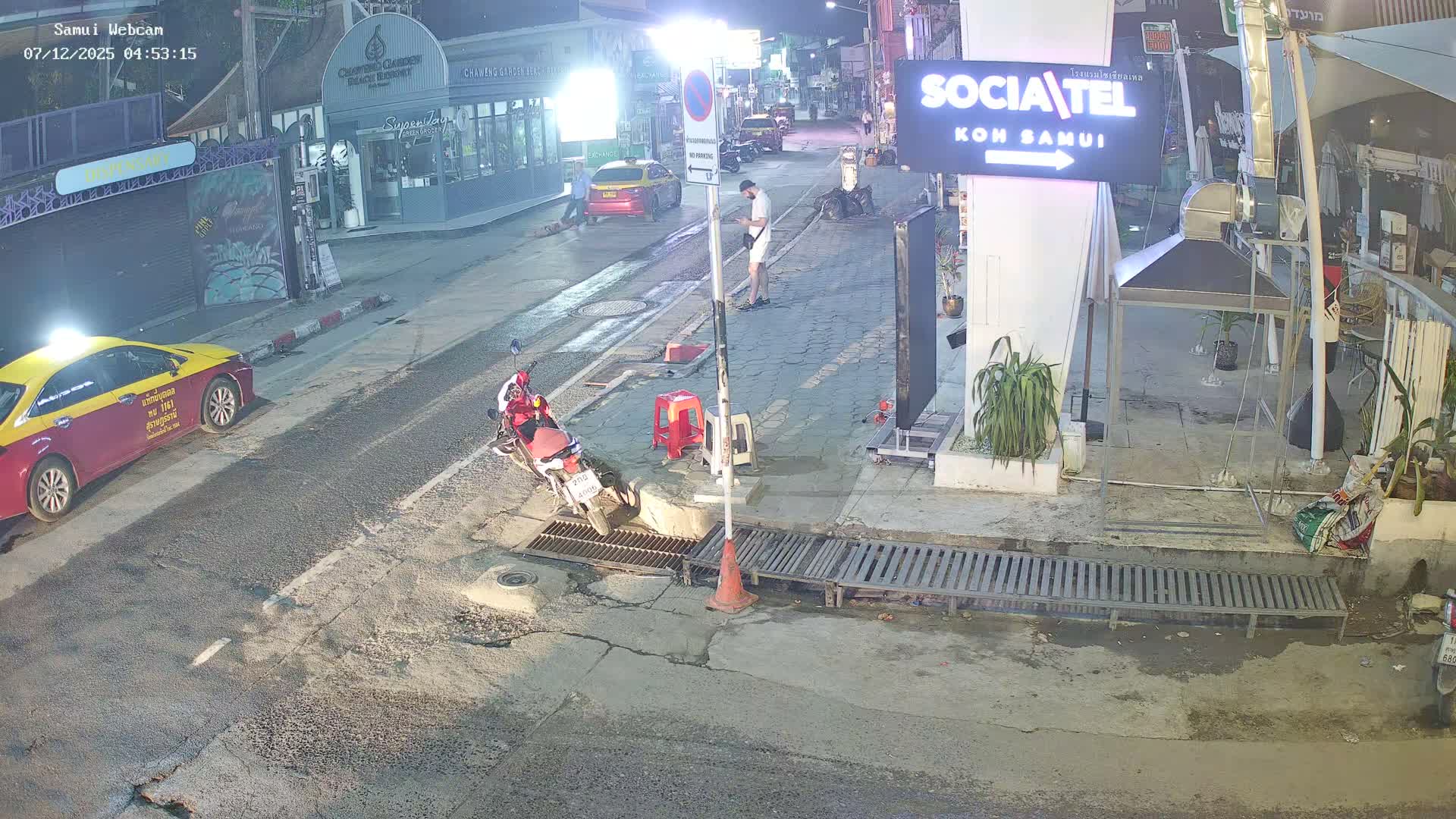 Chaweng Town Center Live Cam - Ko Samui, Surat Thani, Thailand