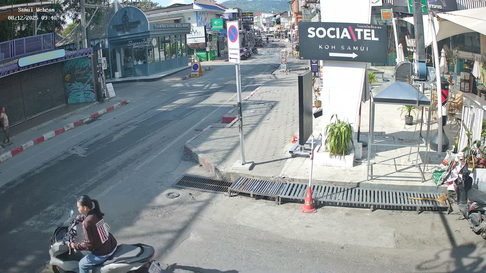 Chaweng Town Center Live Cam - Ko Samui, Surat Thani, Thailand