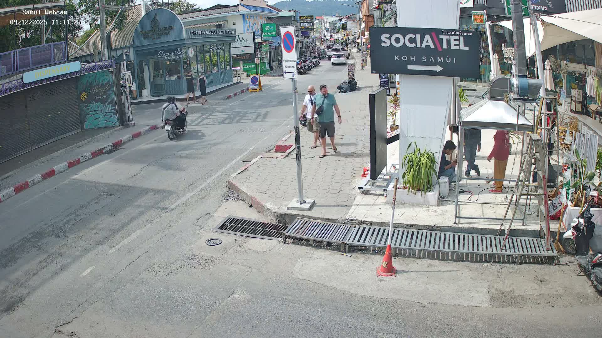 Chaweng Town Center Live Cam - Ko Samui, Surat Thani, Thailand