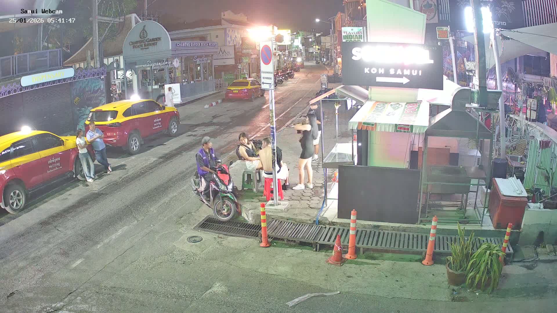 Chaweng Town Center Live Cam - Ko Samui, Surat Thani, Thailand